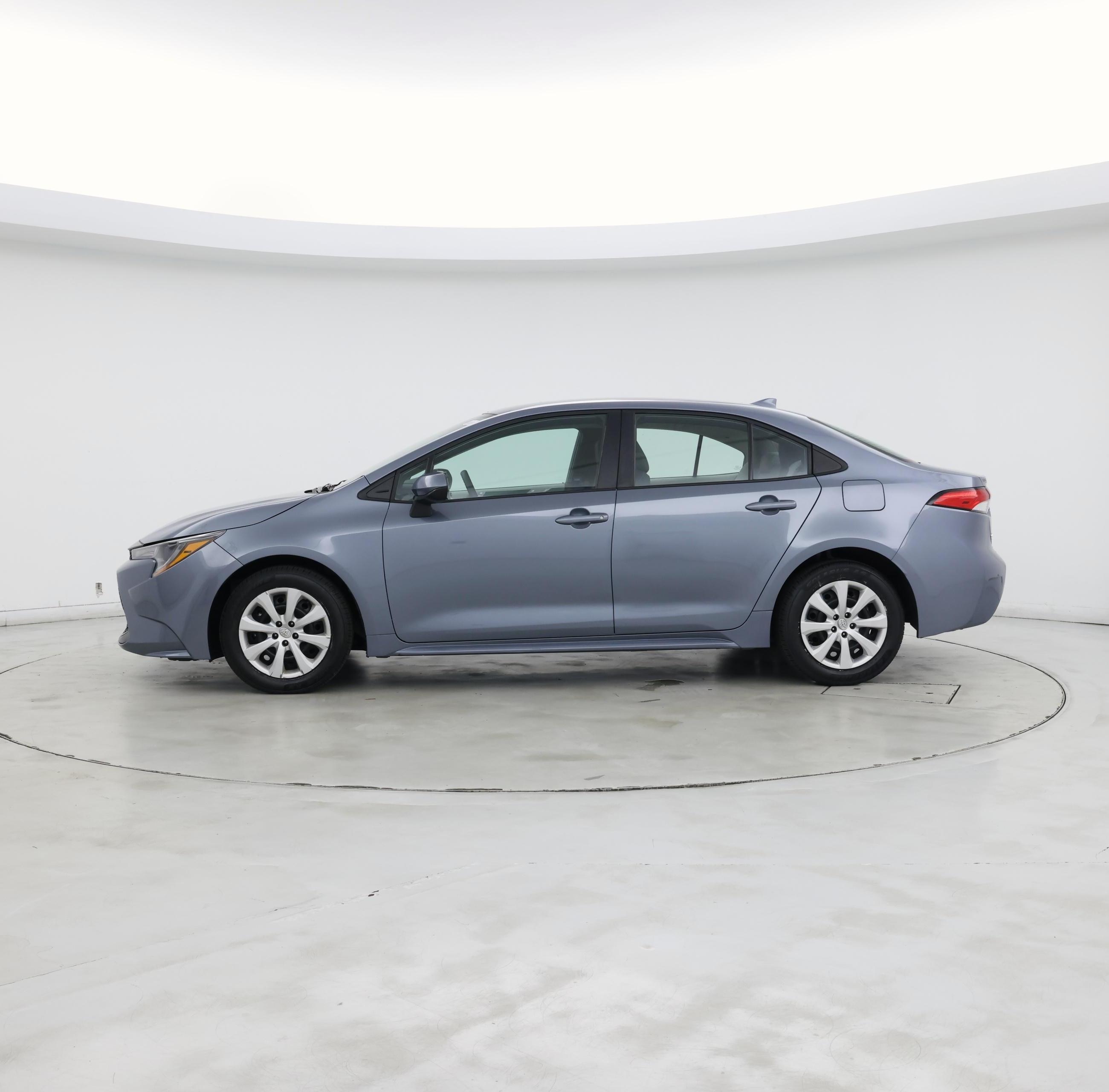 Thumbnail: 2022 Toyota Corolla - 3