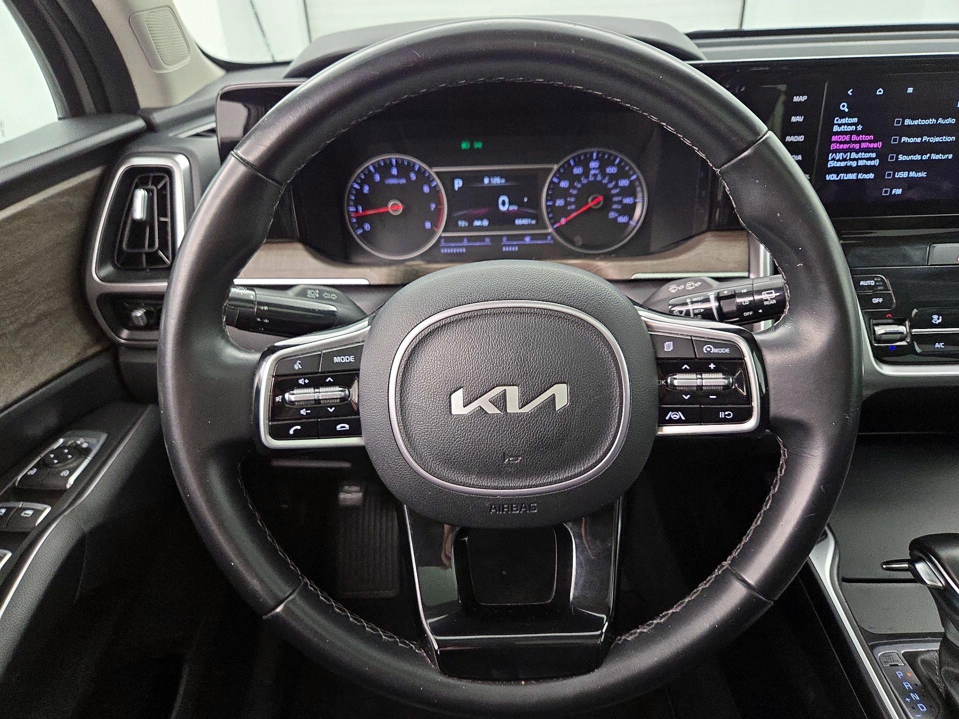 Thumbnail: 2022 Kia Sorento - 10