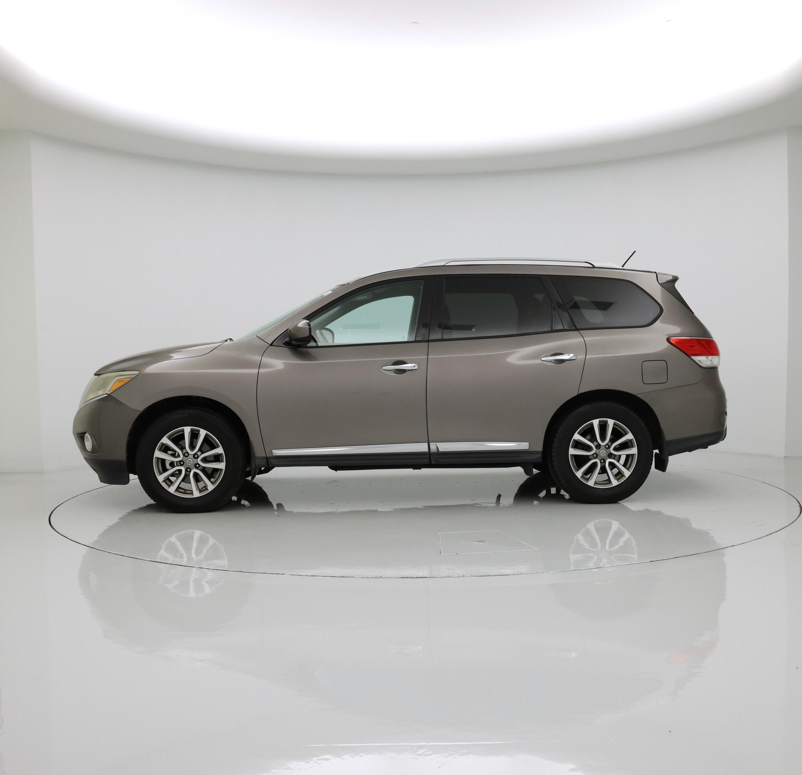 Thumbnail: 2014 Nissan Pathfinder - 3