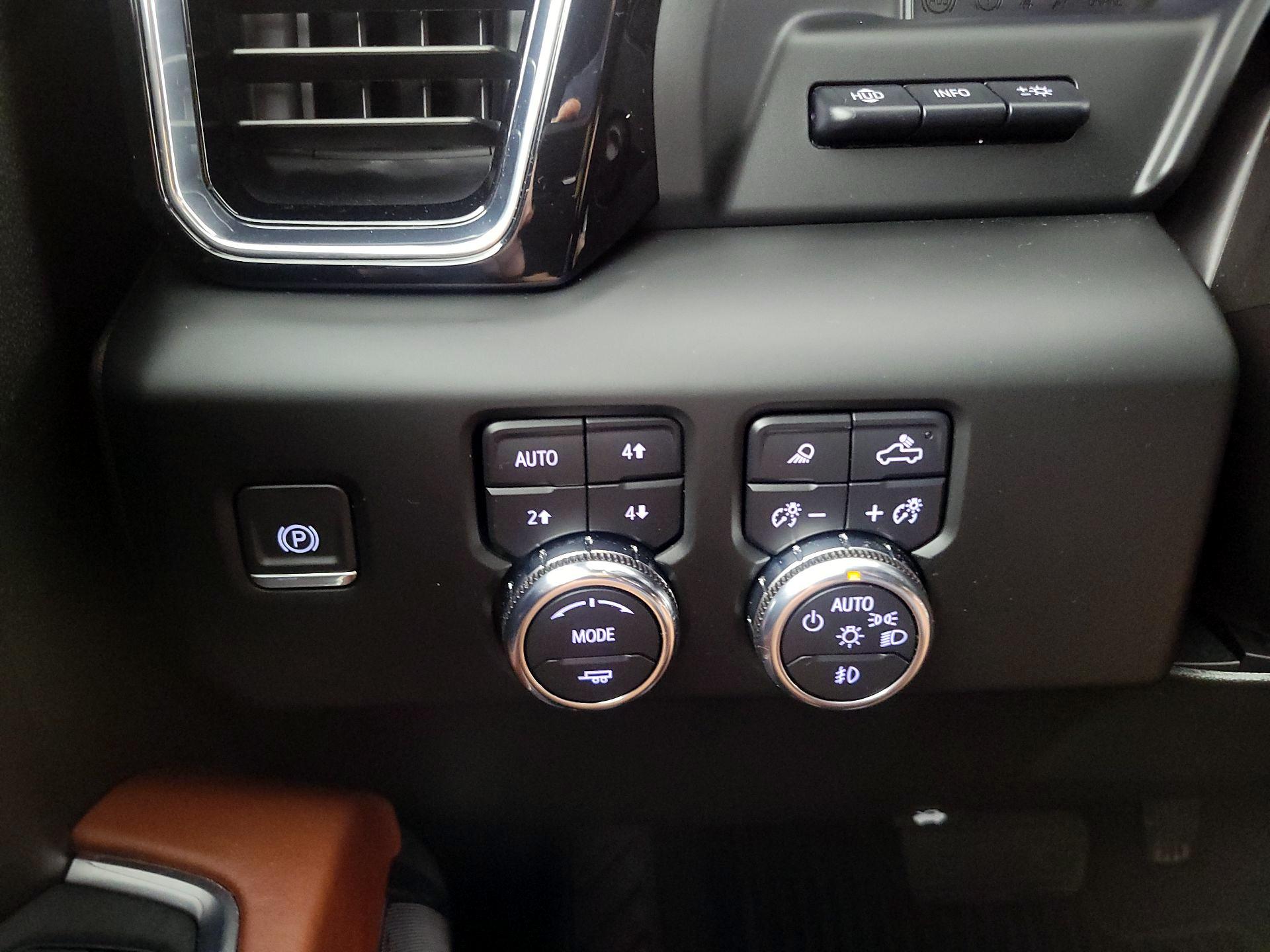Thumbnail: 2023 GMC Sierra 1500 - 13