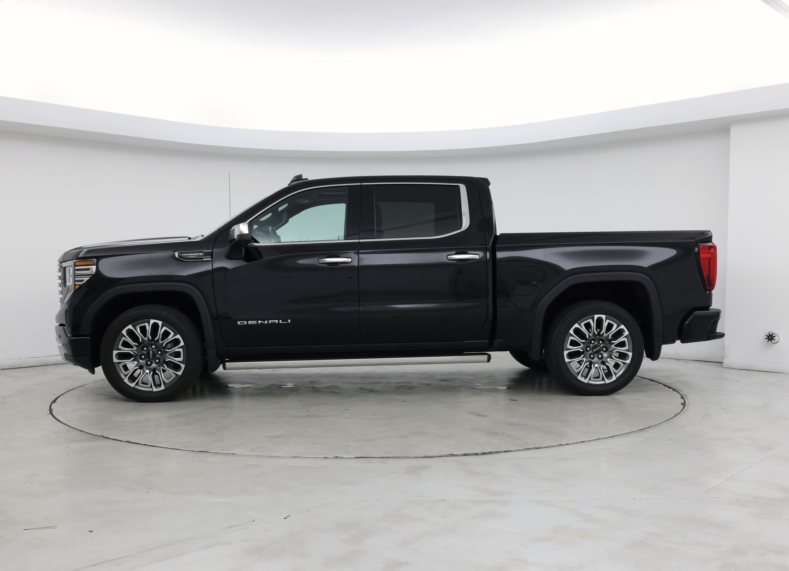 Thumbnail: 2023 GMC Sierra 1500 - 3