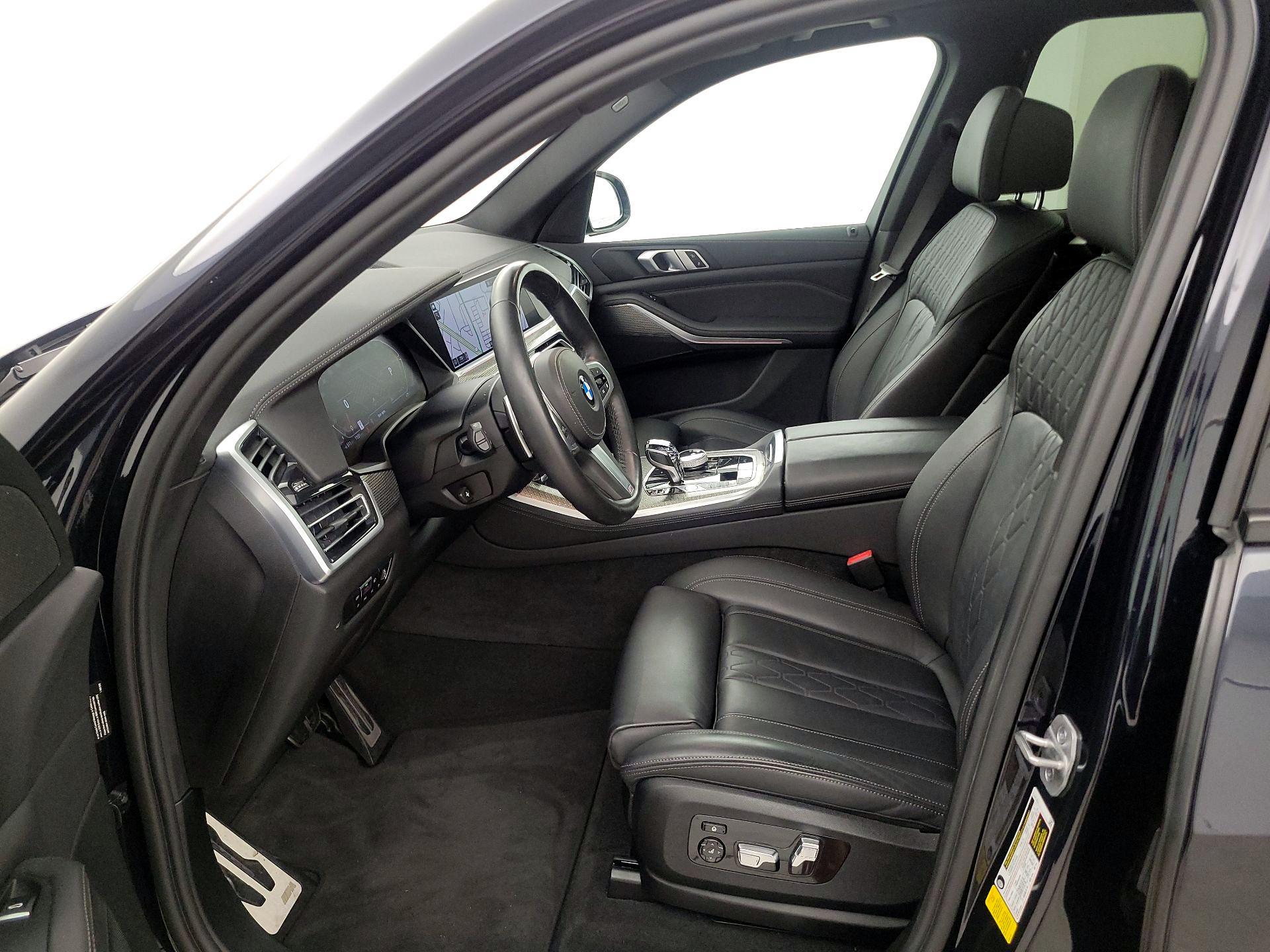 Thumbnail: 2022 BMW X5 - 11