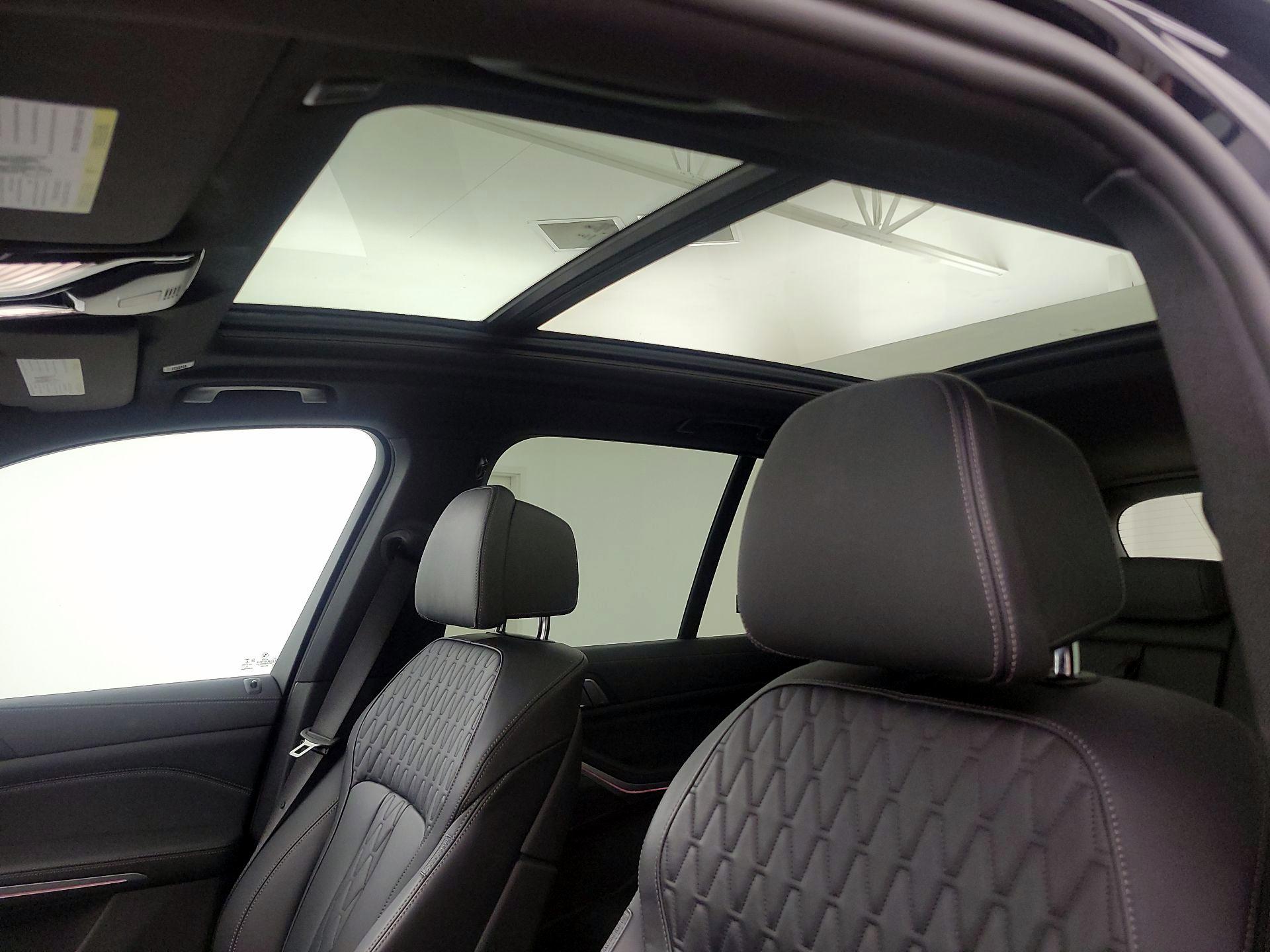 Thumbnail: 2022 BMW X5 - 20