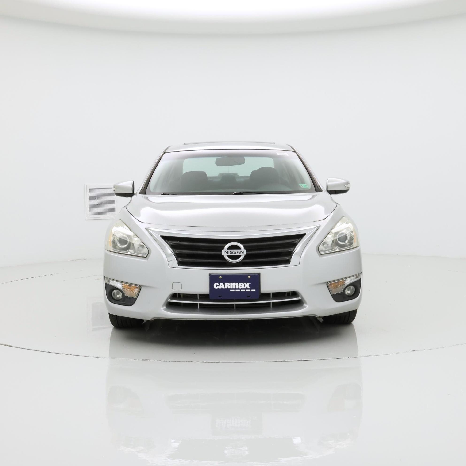 Thumbnail: 2015 Nissan Altima - 5