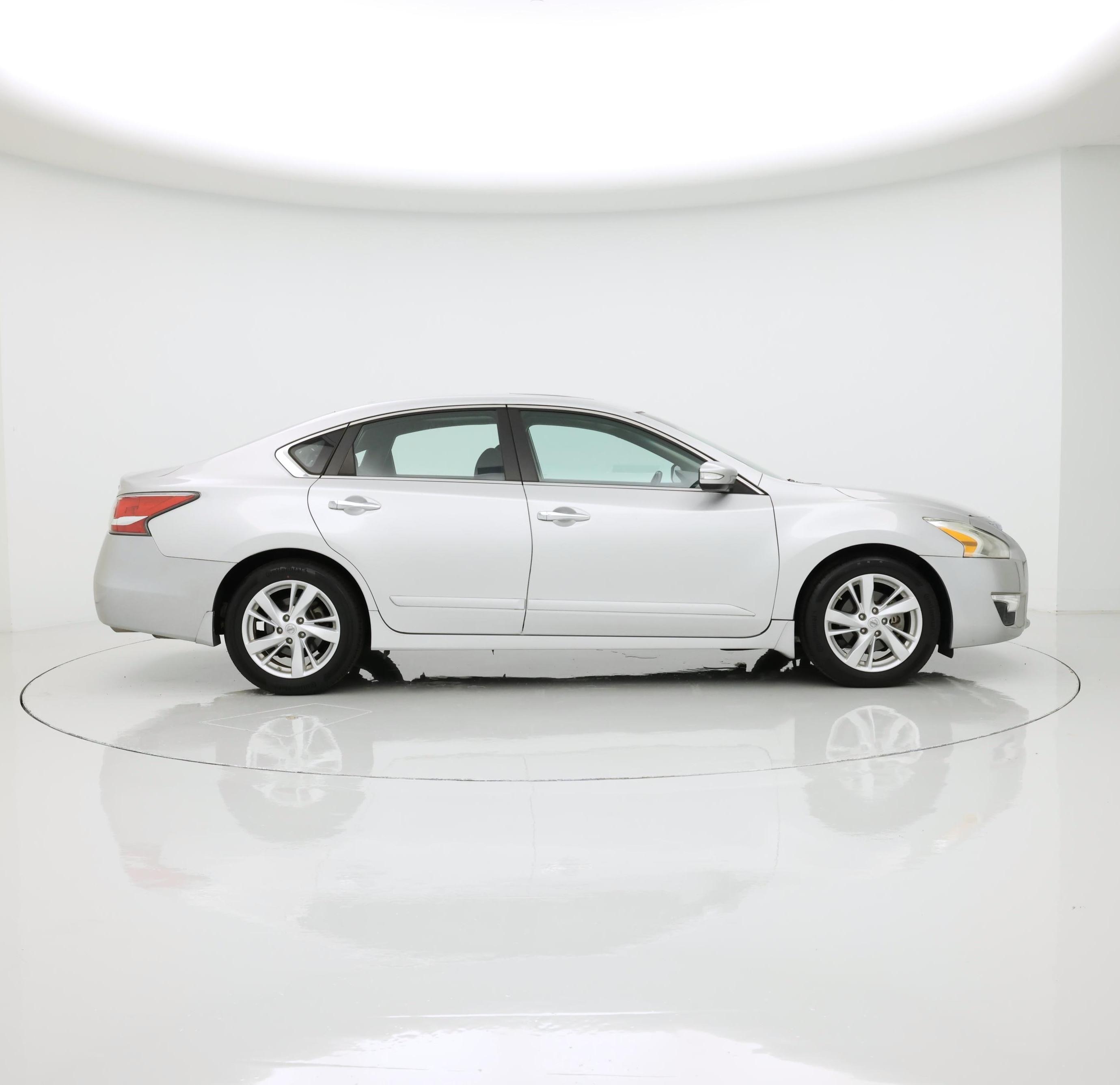 Thumbnail: 2015 Nissan Altima - 7