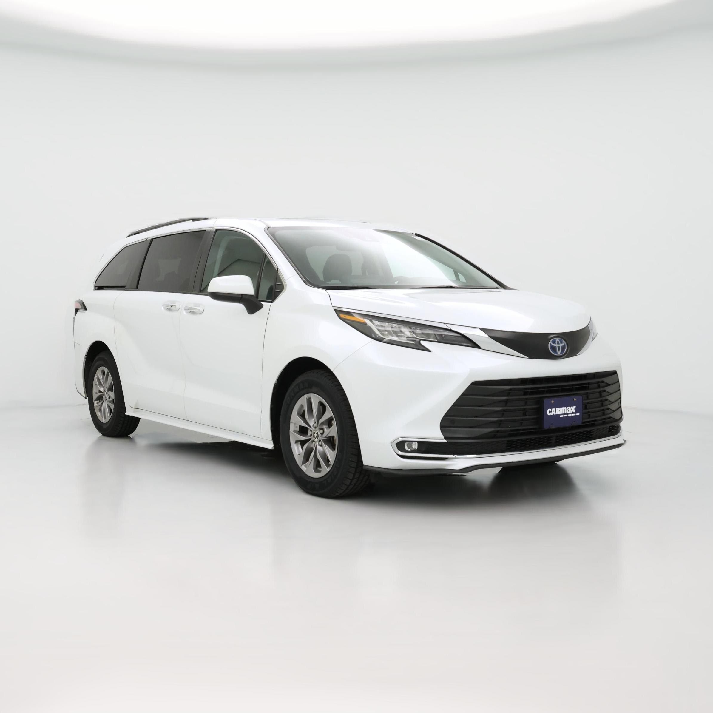 Thumbnail: 2022 Toyota Sienna - 1