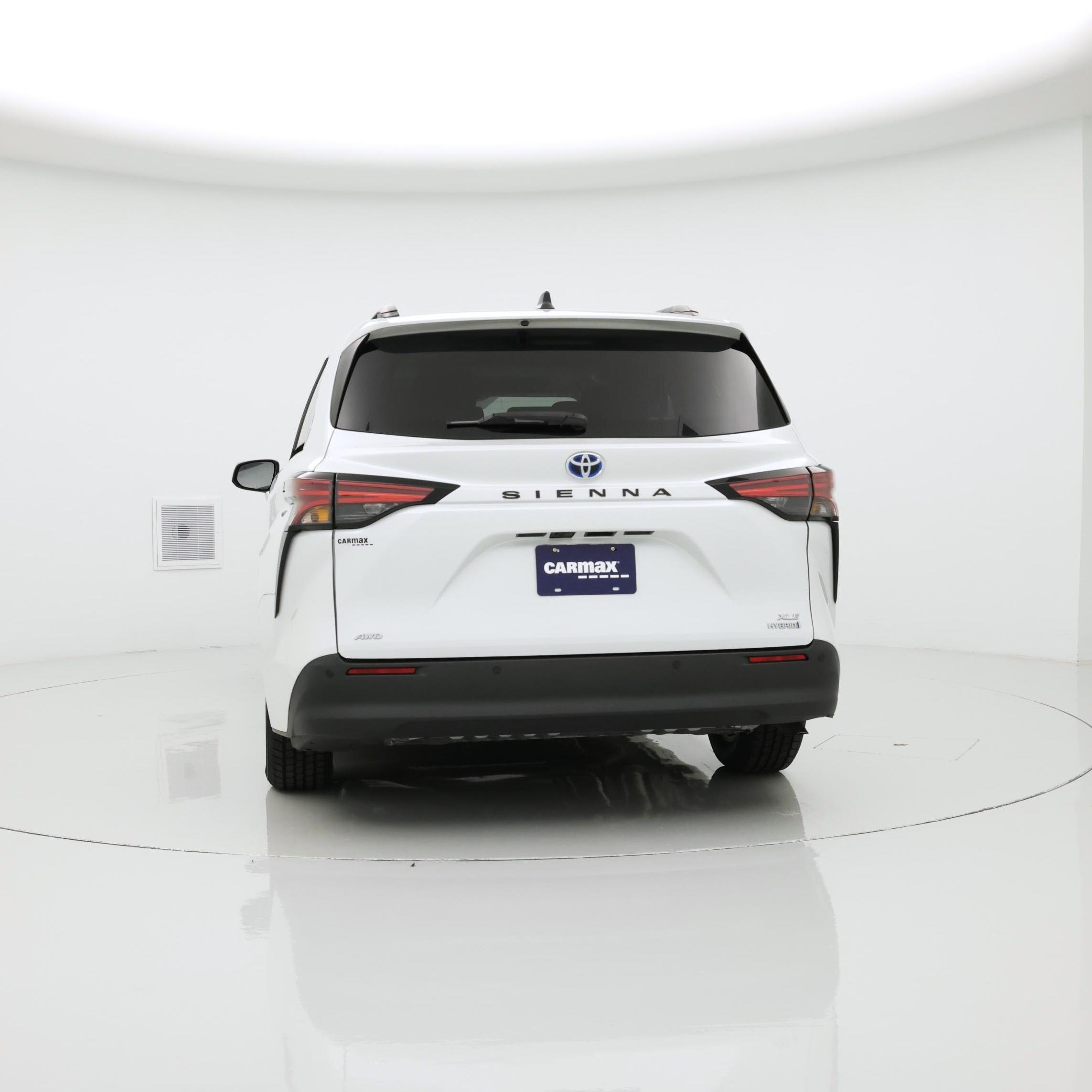 Thumbnail: 2022 Toyota Sienna - 6