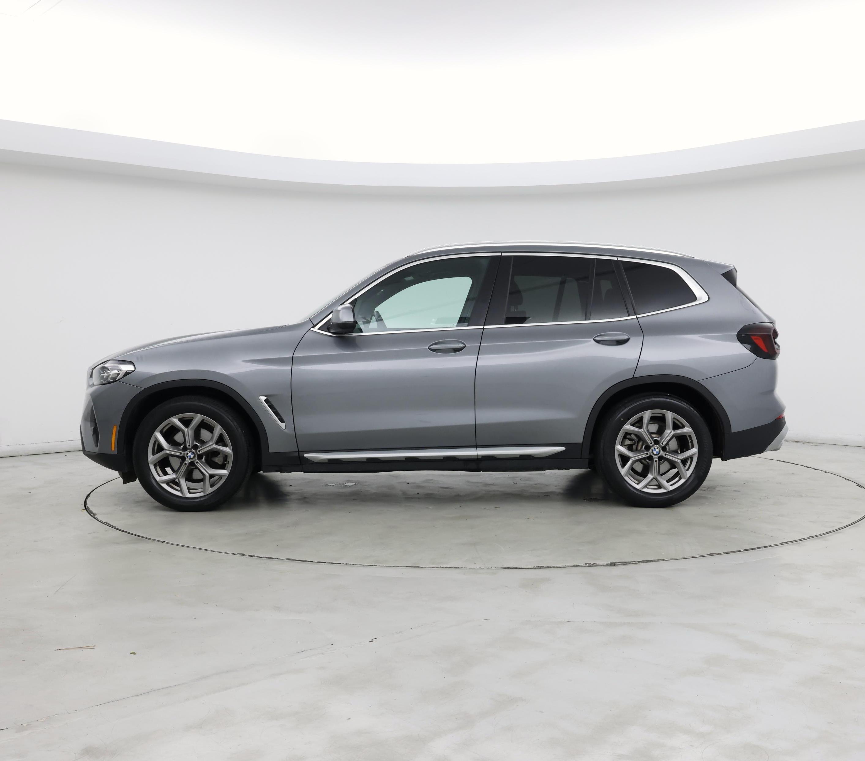 Thumbnail: 2023 BMW X3 - 3