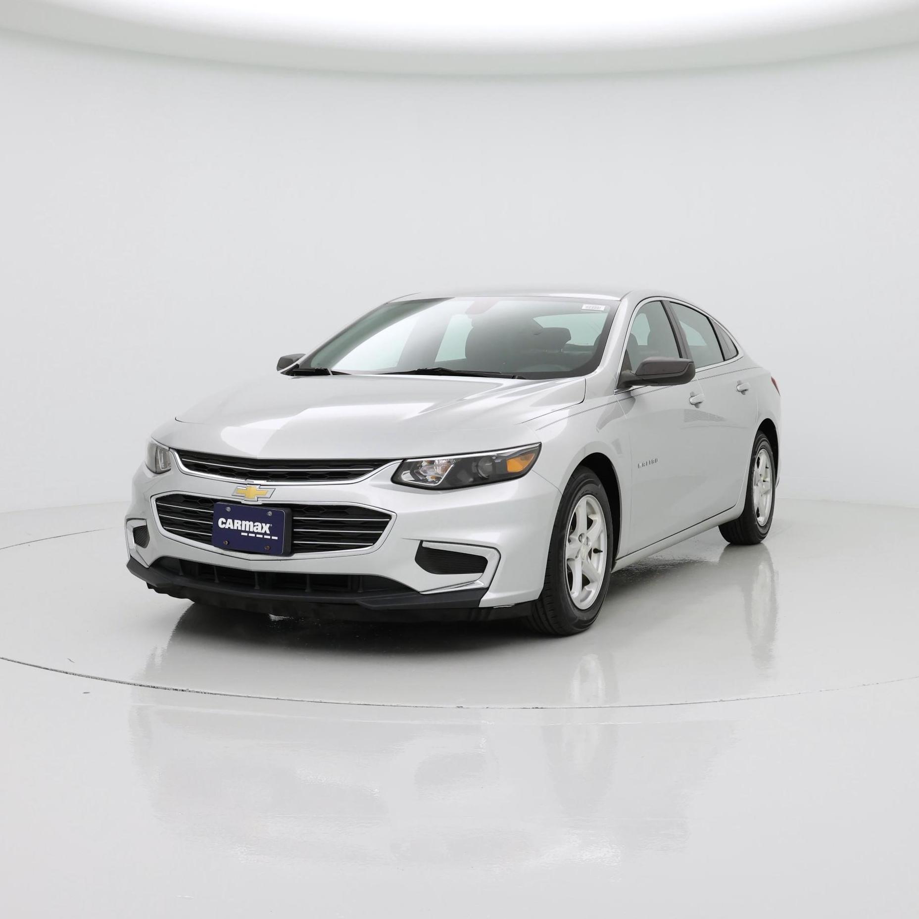 Thumbnail: 2016 Chevrolet Malibu - 4