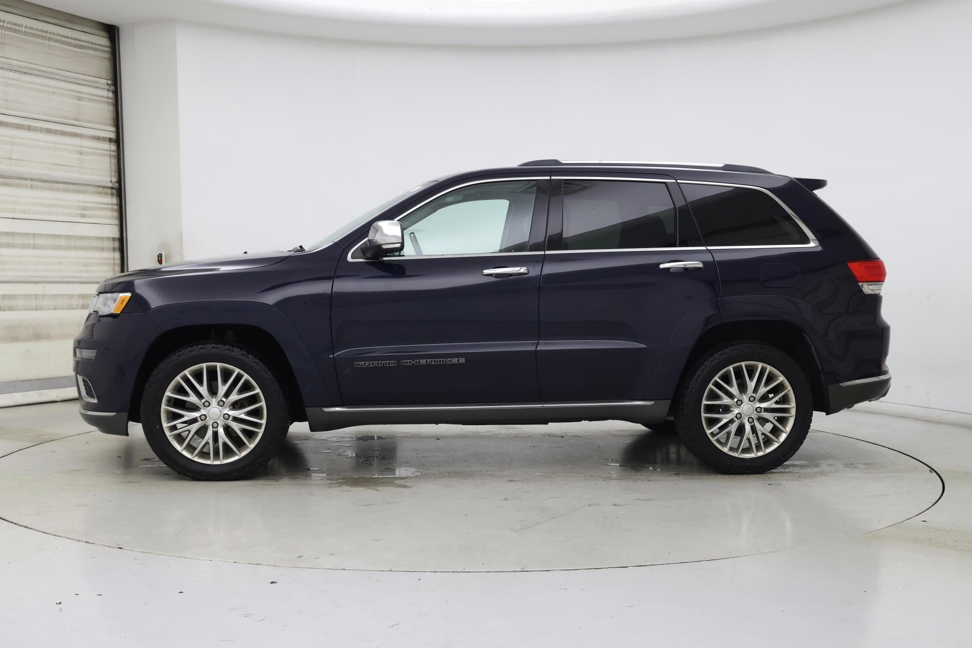 Thumbnail: 2018 Jeep Grand Cherokee - 3