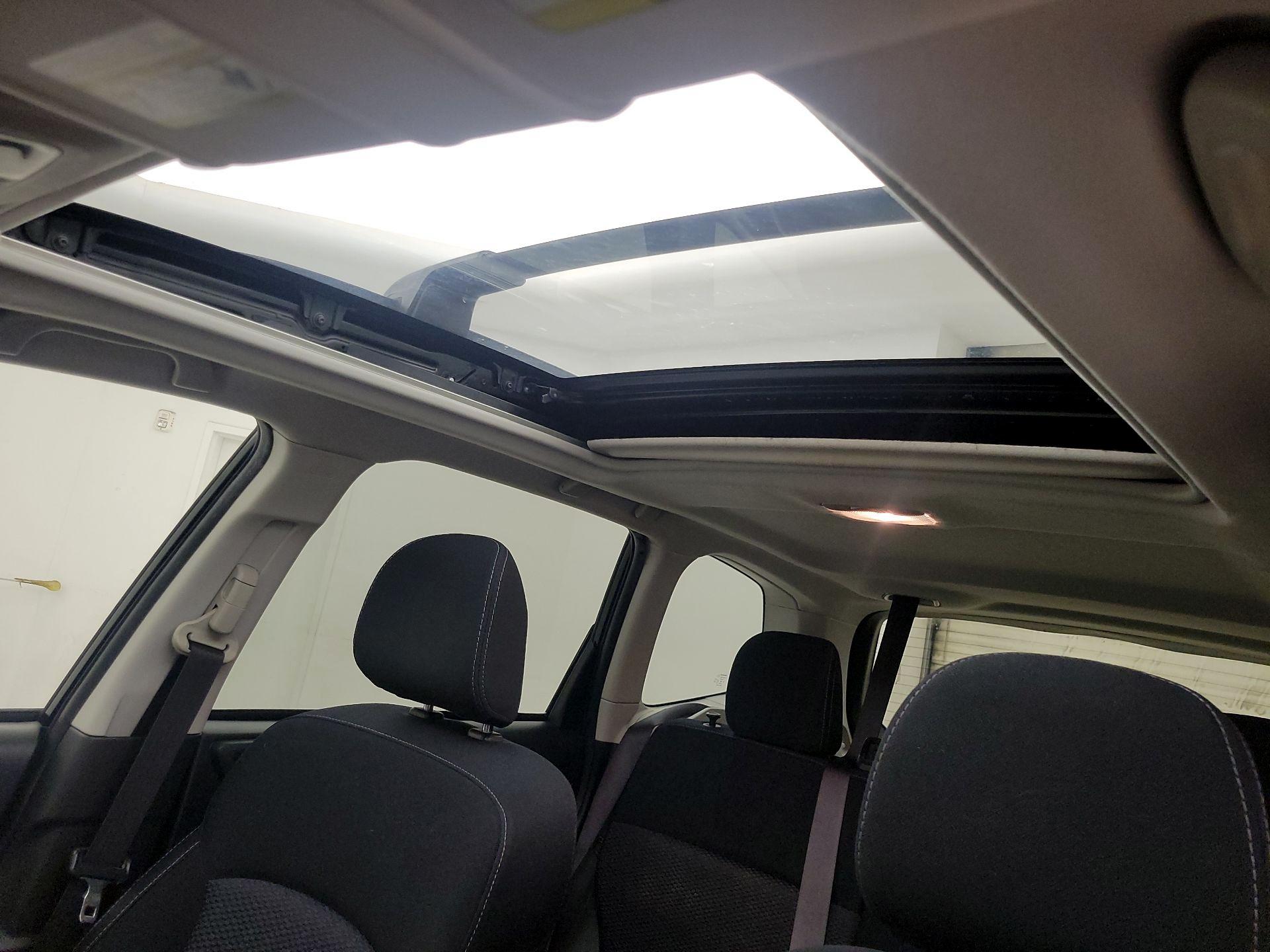 Thumbnail: 2015 Subaru Forester - 19