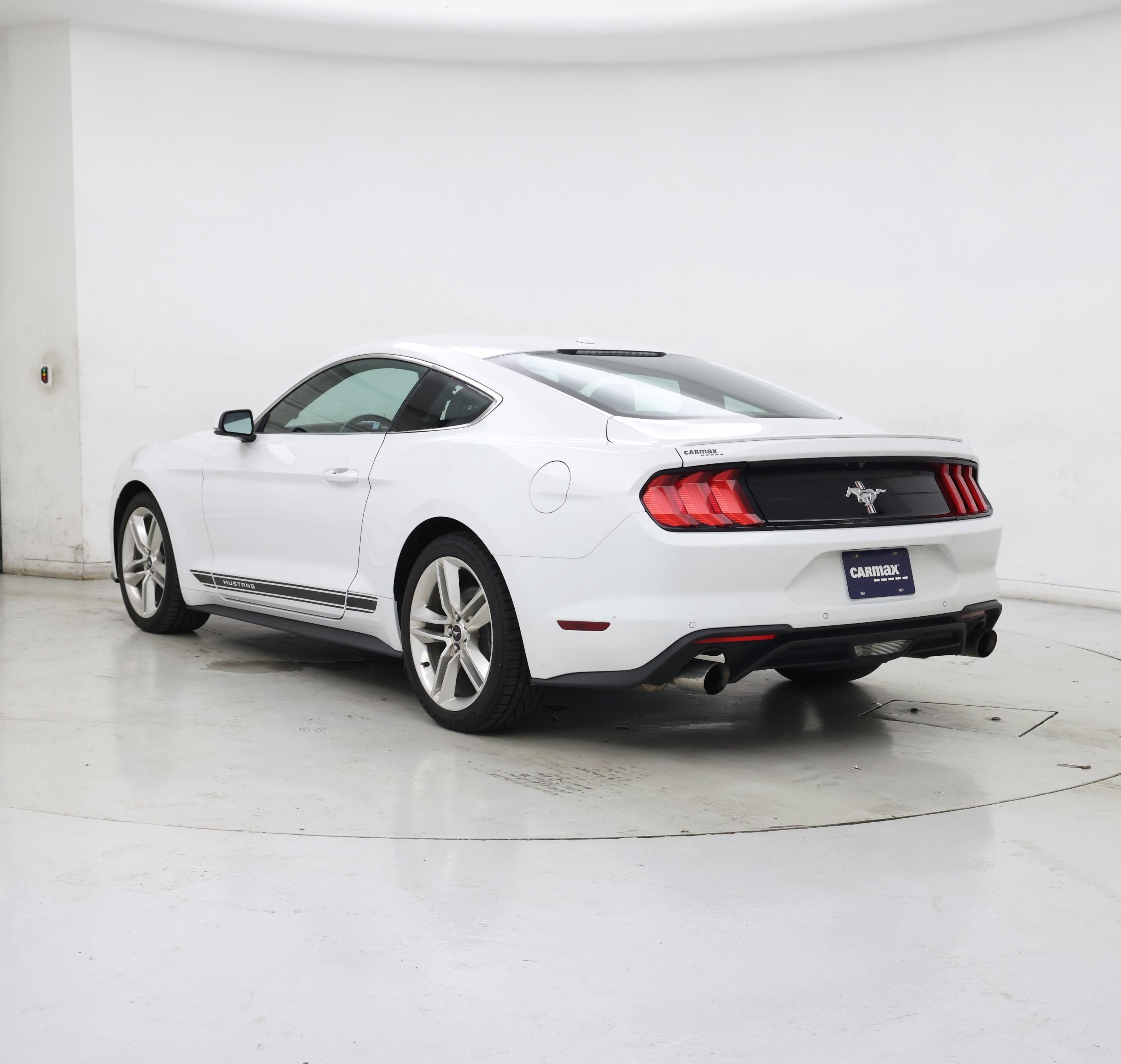 Thumbnail: 2019 Ford Mustang - 2