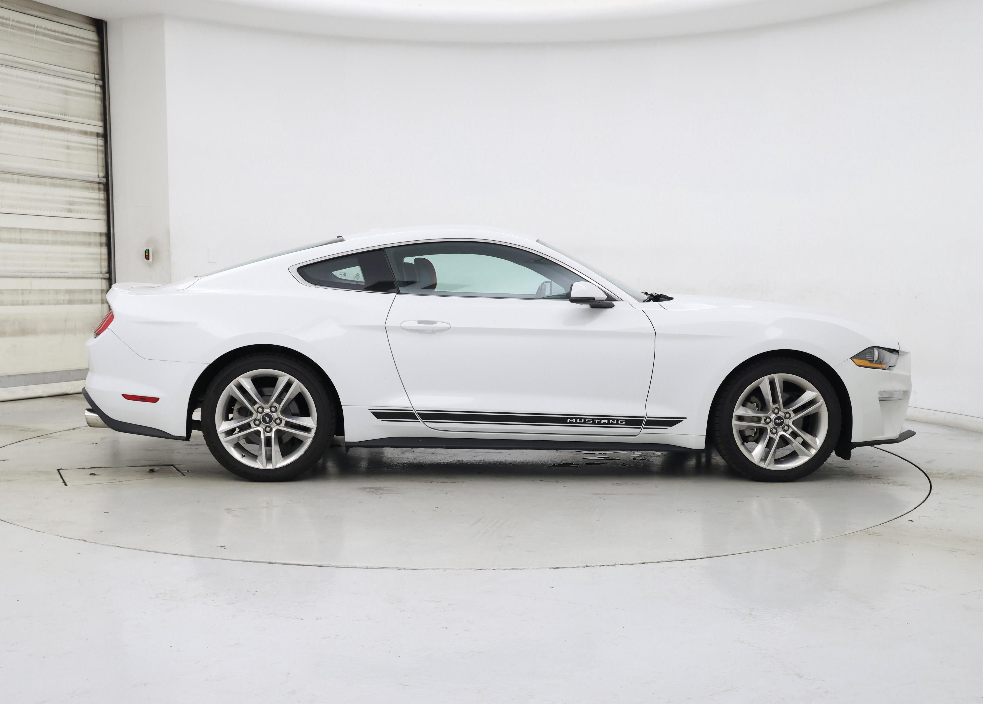 Thumbnail: 2019 Ford Mustang - 7