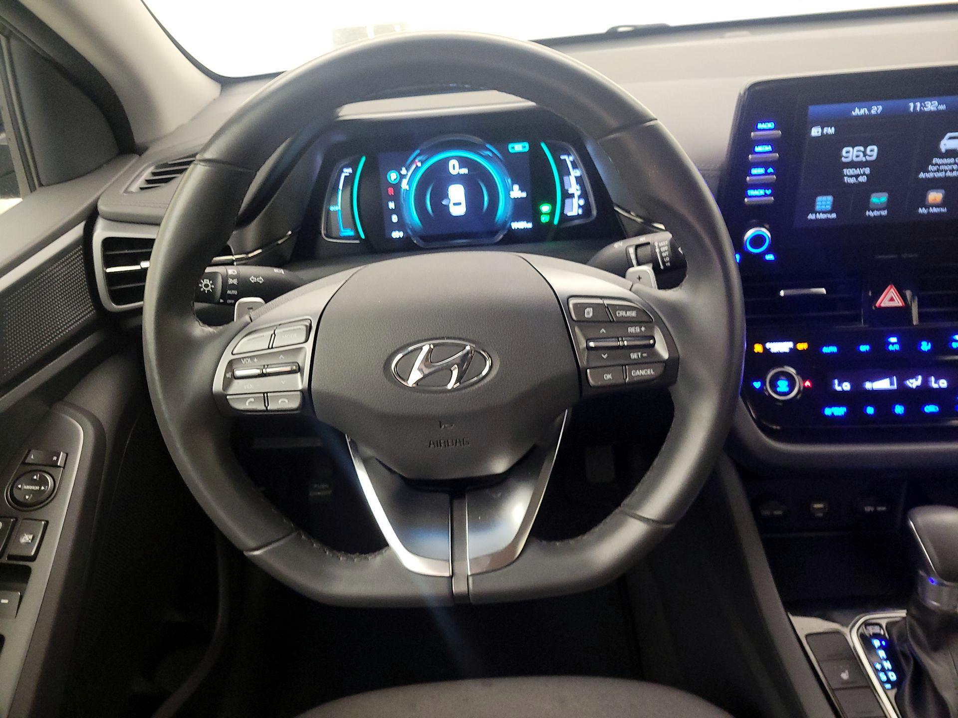 Thumbnail: 2020 Hyundai Ioniq - 10