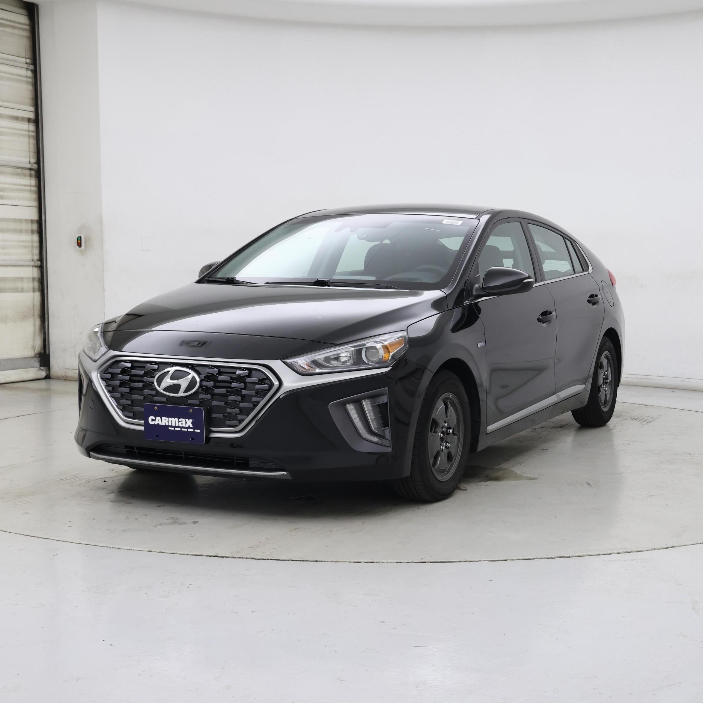 Thumbnail: 2020 Hyundai Ioniq - 4