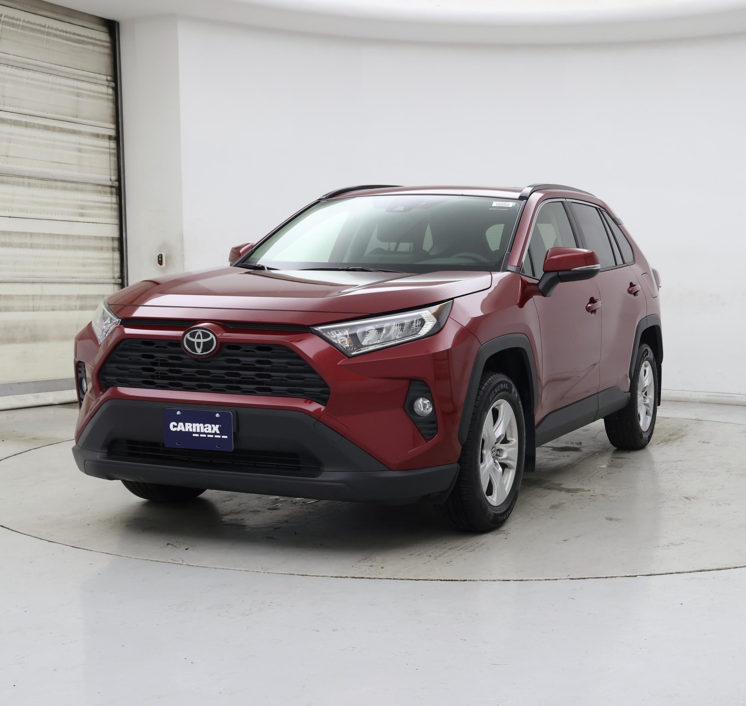 Thumbnail: 2021 Toyota RAV4 - 4
