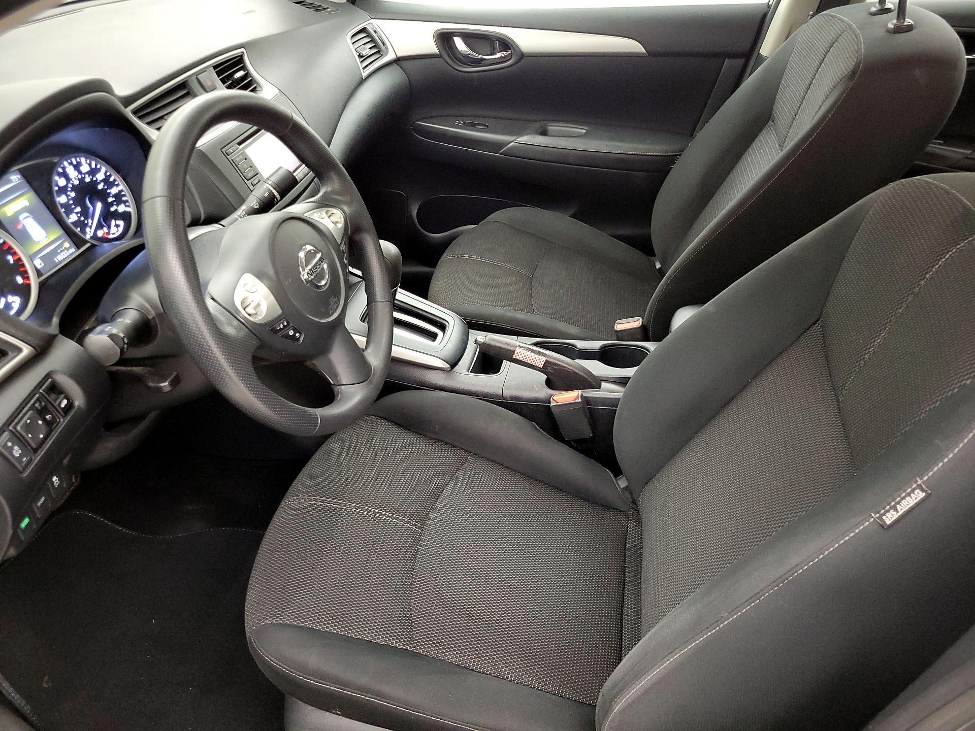 Thumbnail: 2018 Nissan Sentra - 11