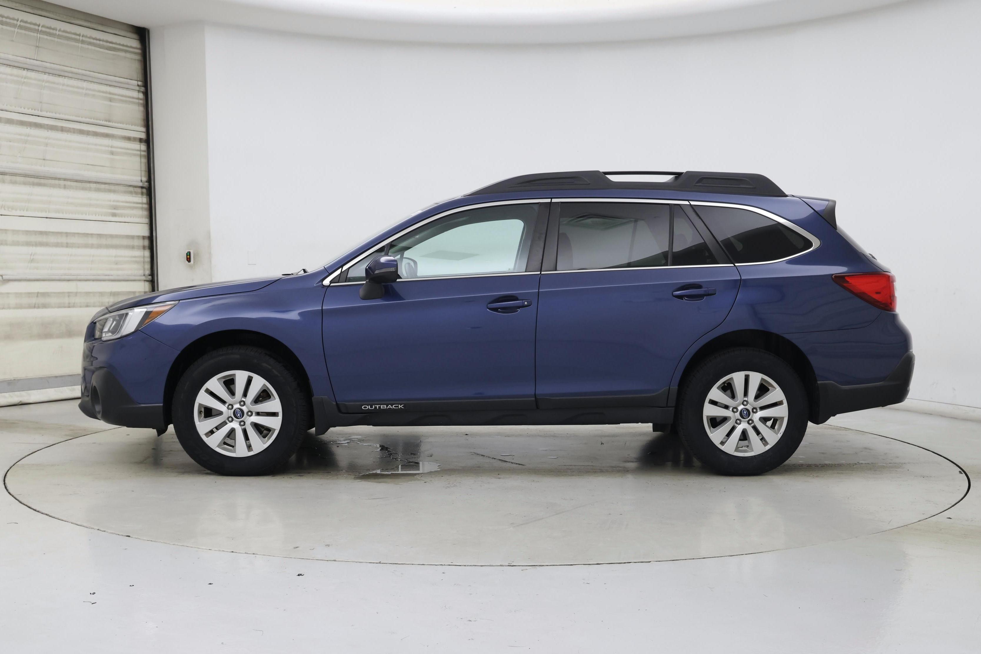 Thumbnail: 2019 Subaru Outback - 3