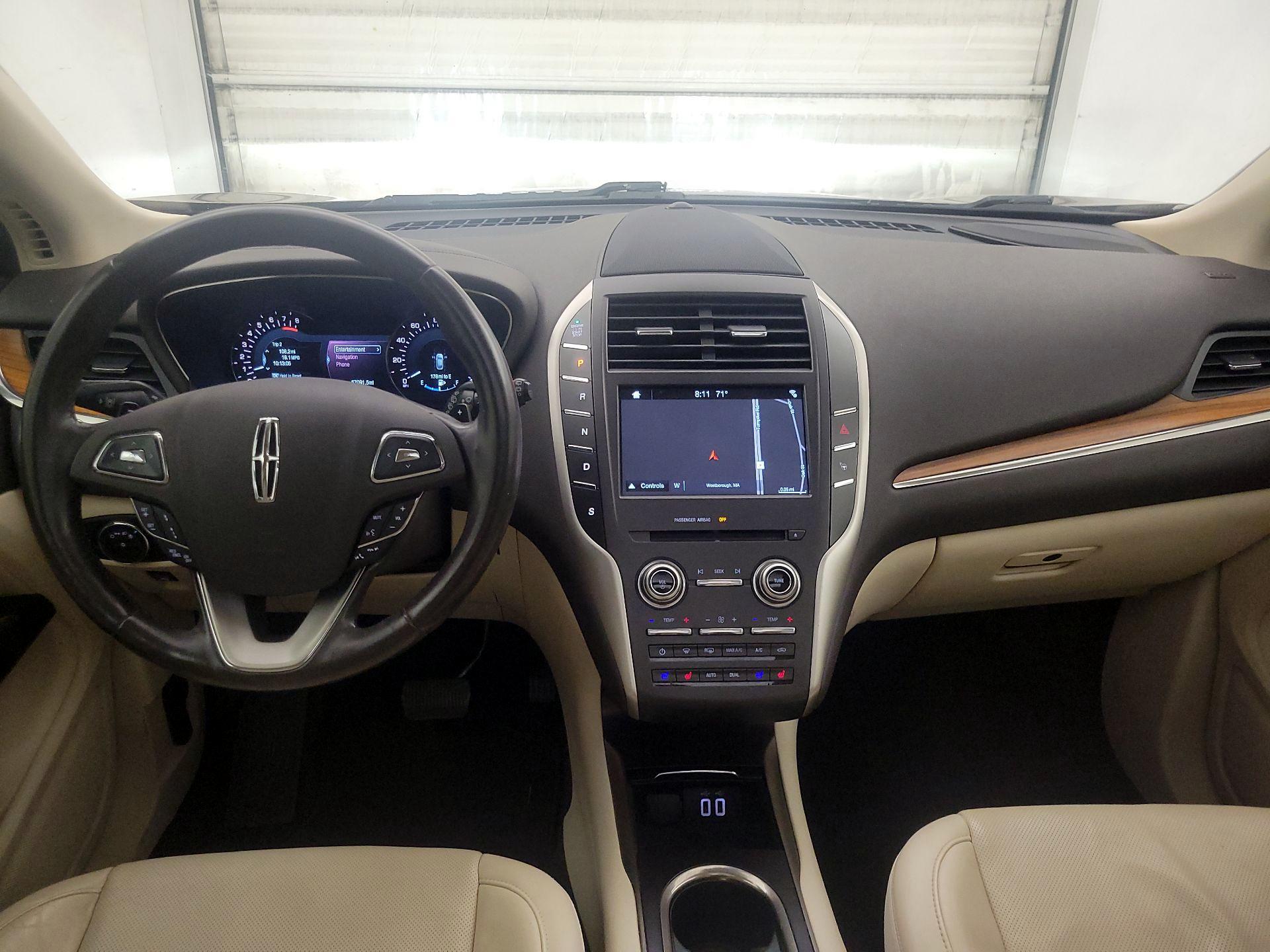 Thumbnail: 2016 Lincoln MKC - 9