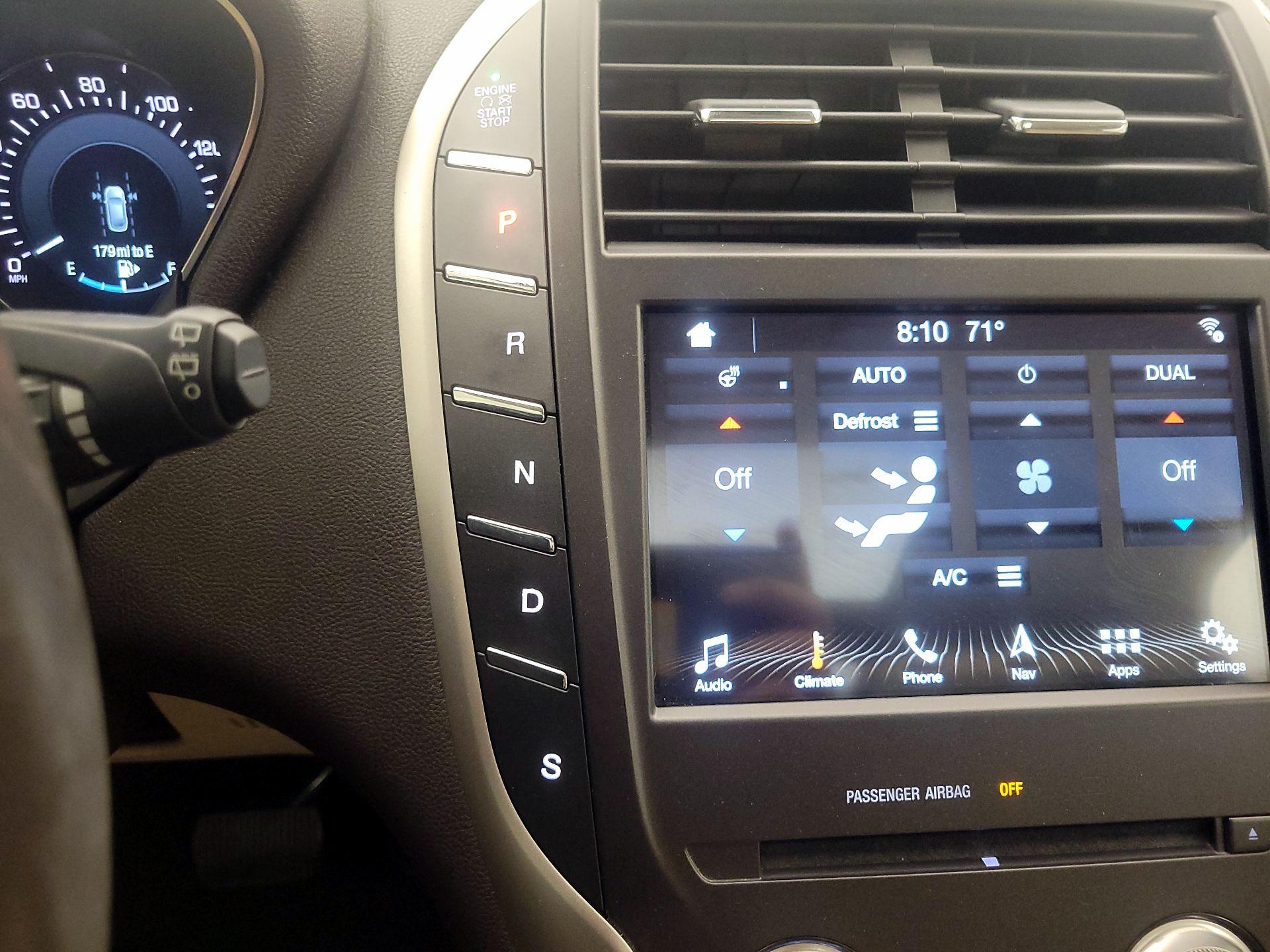 Thumbnail: 2016 Lincoln MKC - 18