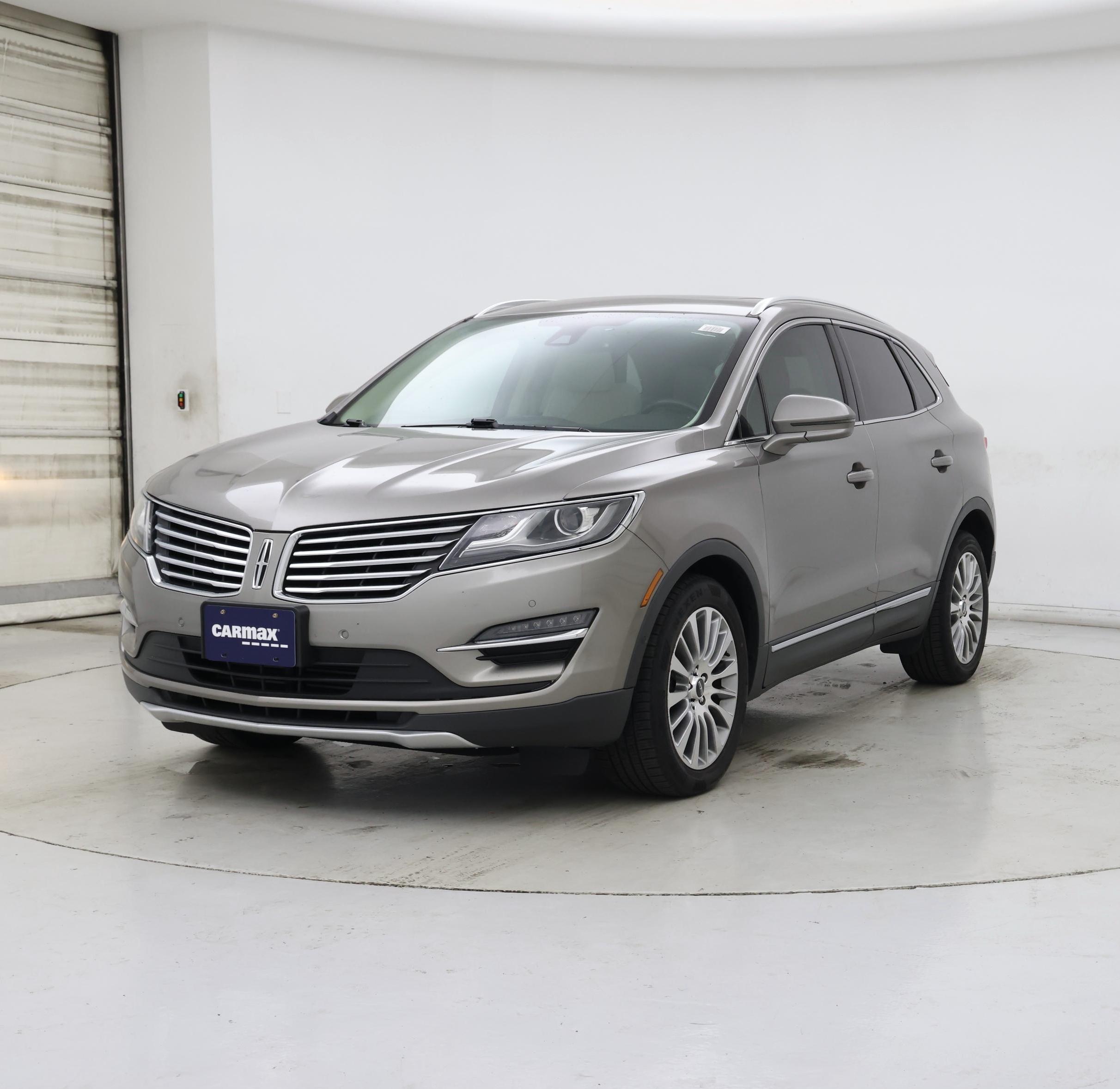 Thumbnail: 2016 Lincoln MKC - 4