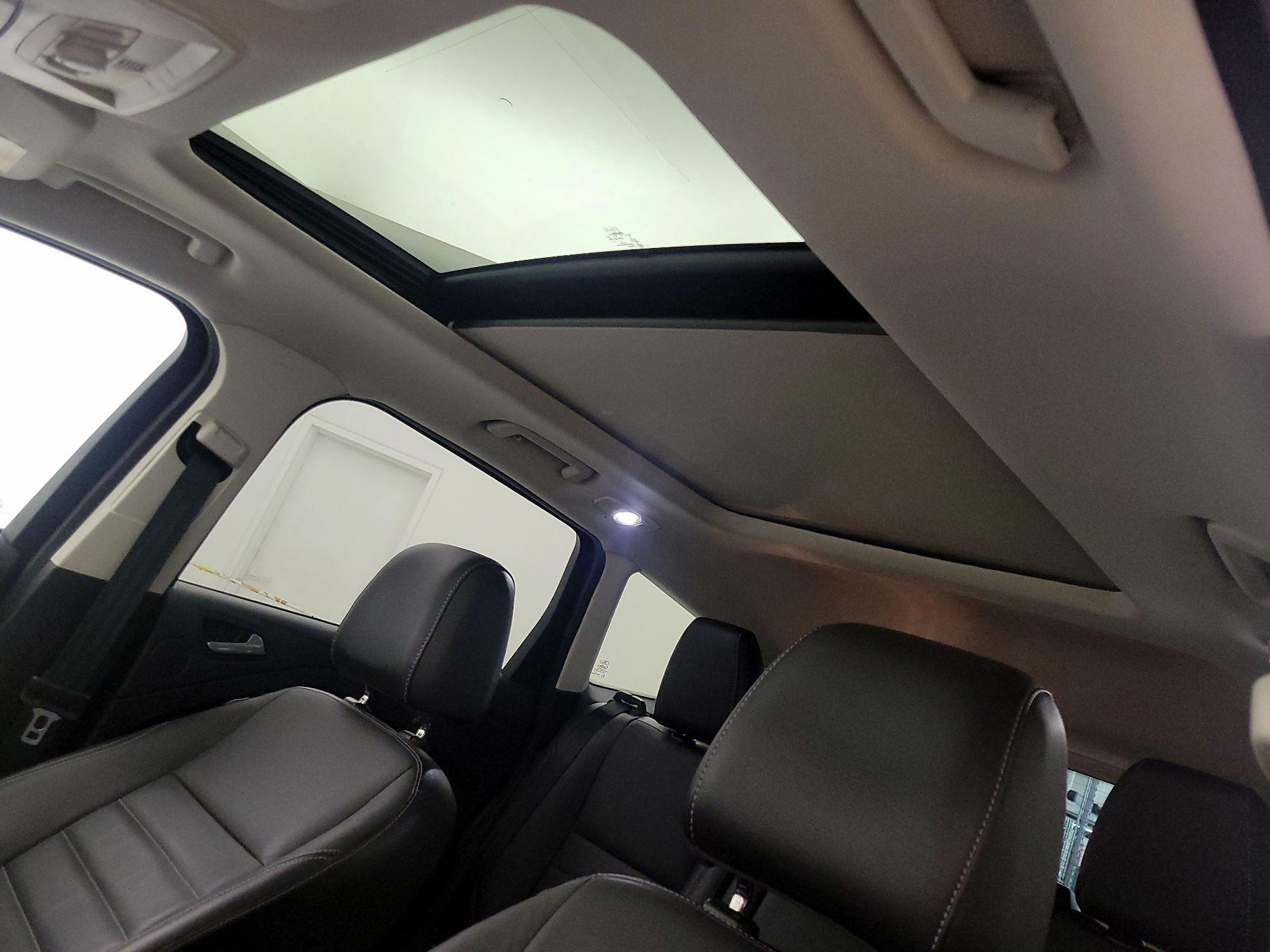 Thumbnail: 2015 Ford Escape - 18
