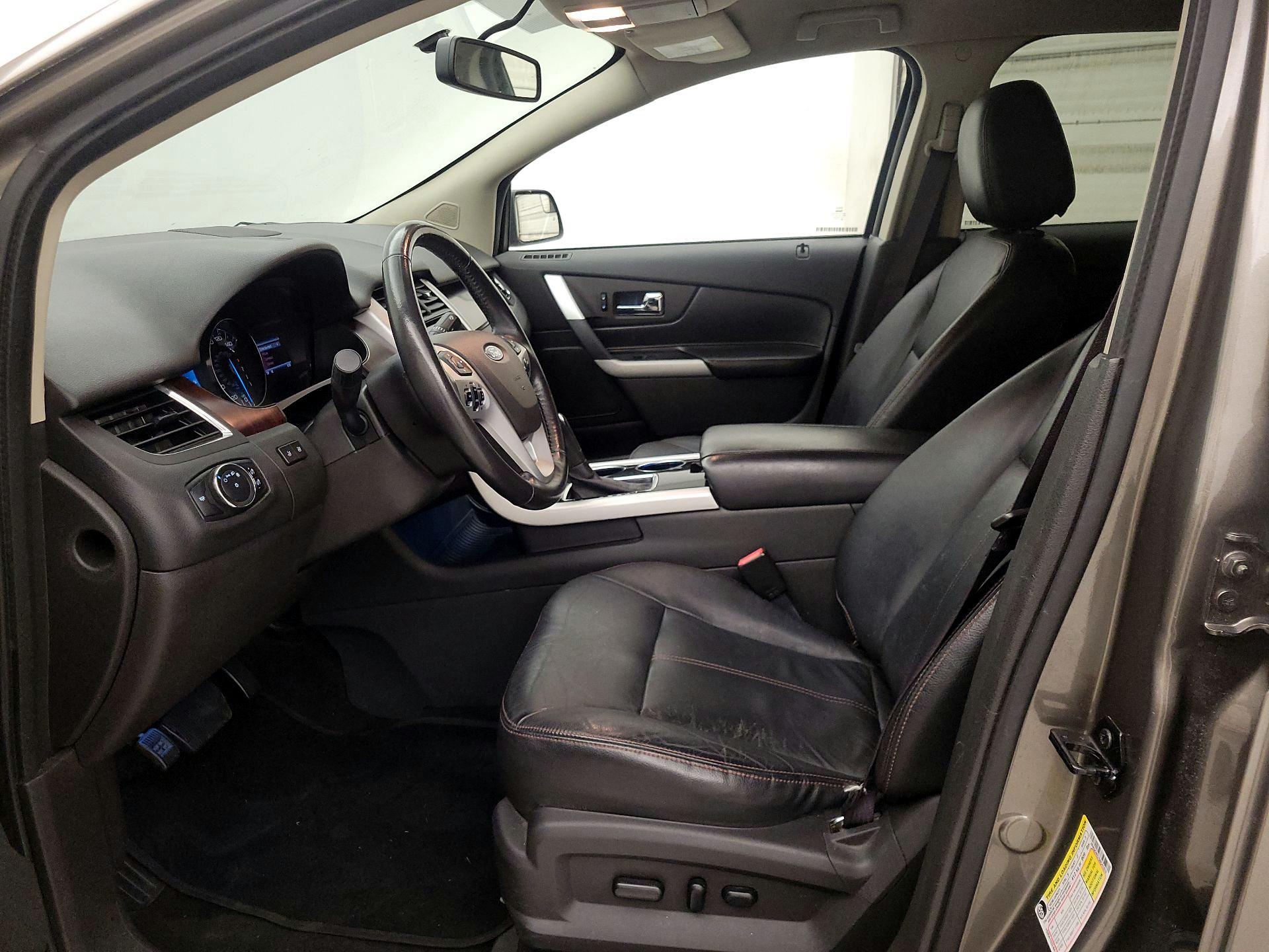 Thumbnail: 2013 Ford Edge - 11