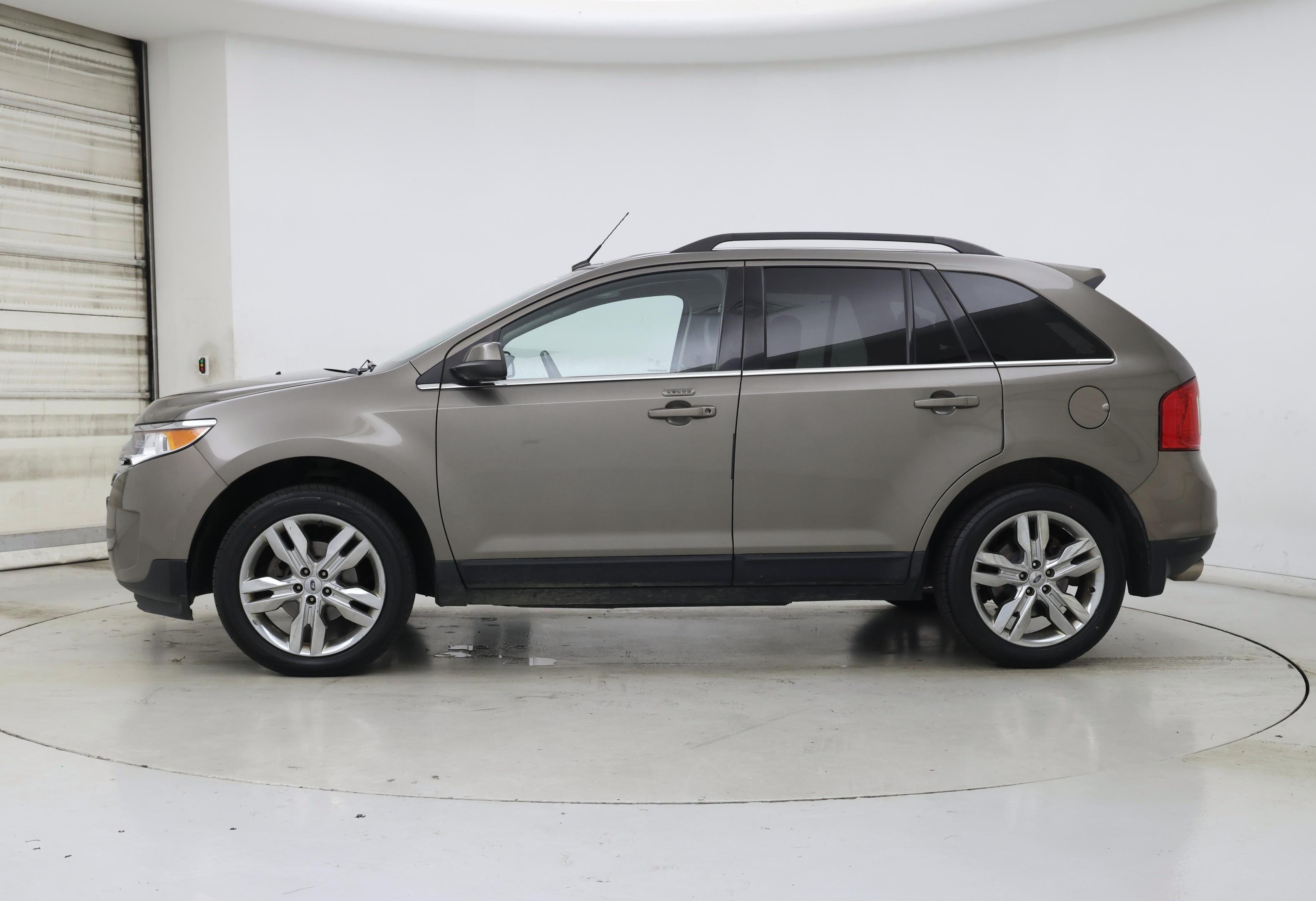Thumbnail: 2013 Ford Edge - 3