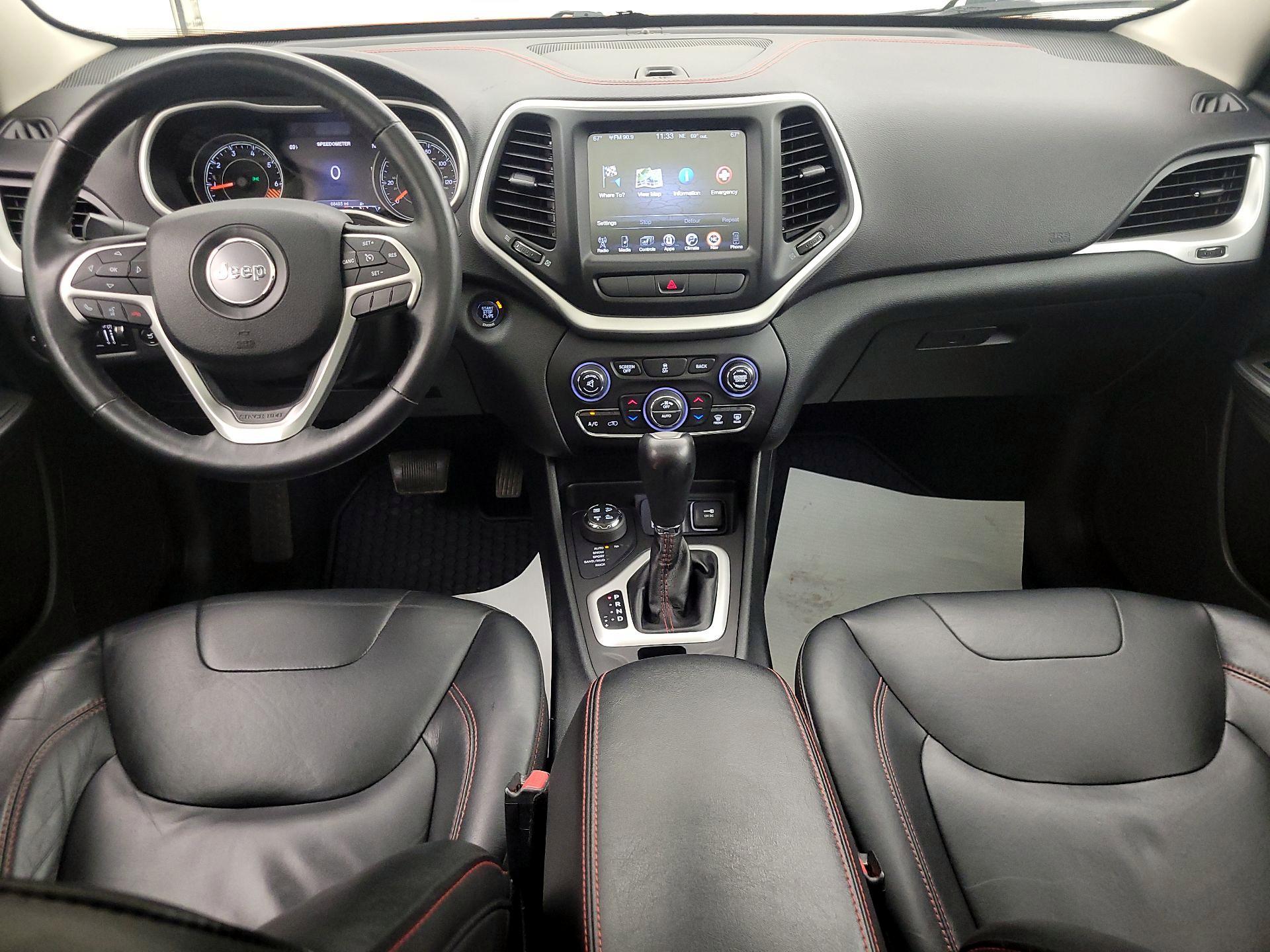 Thumbnail: 2015 Jeep Cherokee - 9