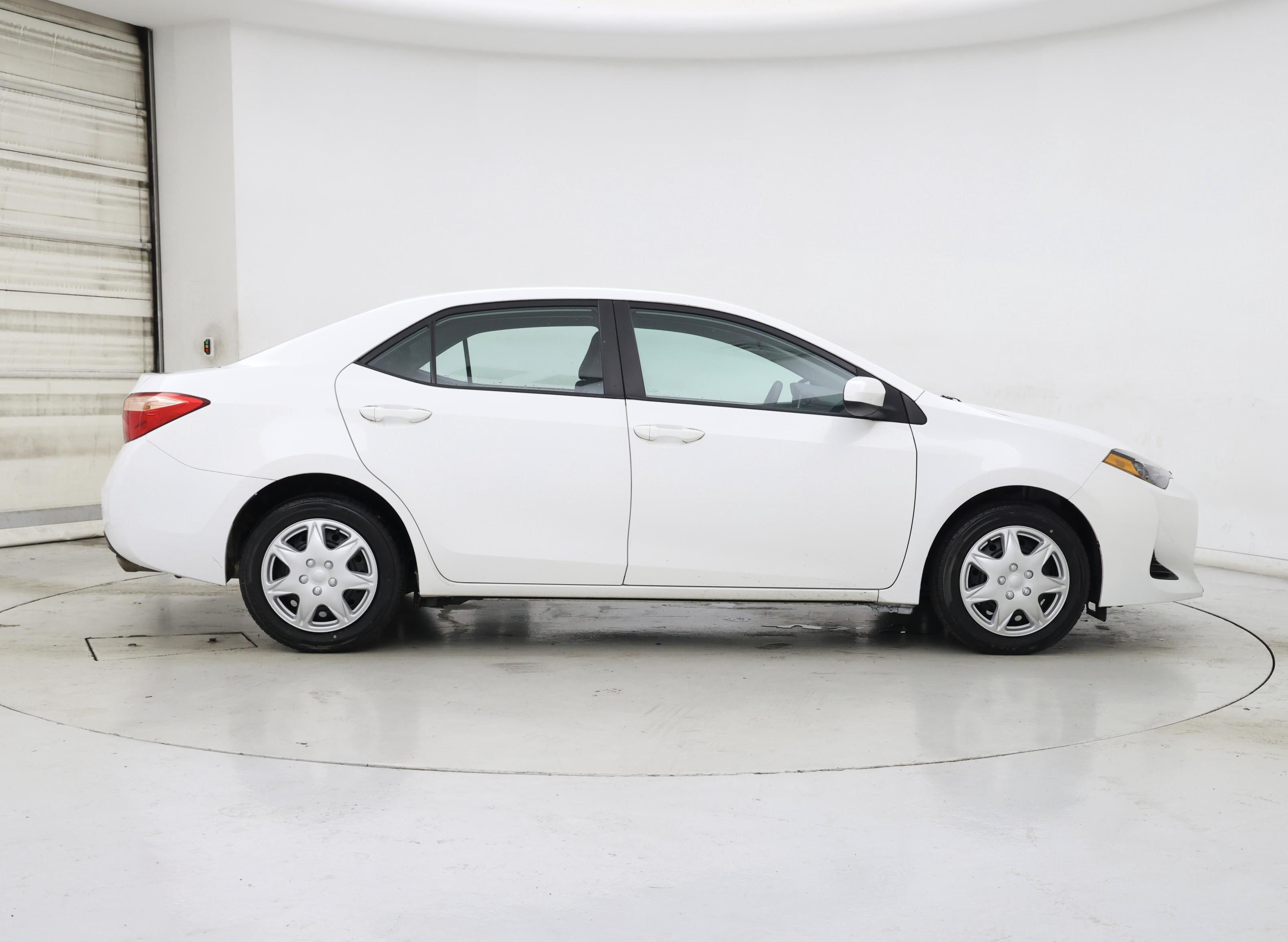 Thumbnail: 2019 Toyota Corolla - 7