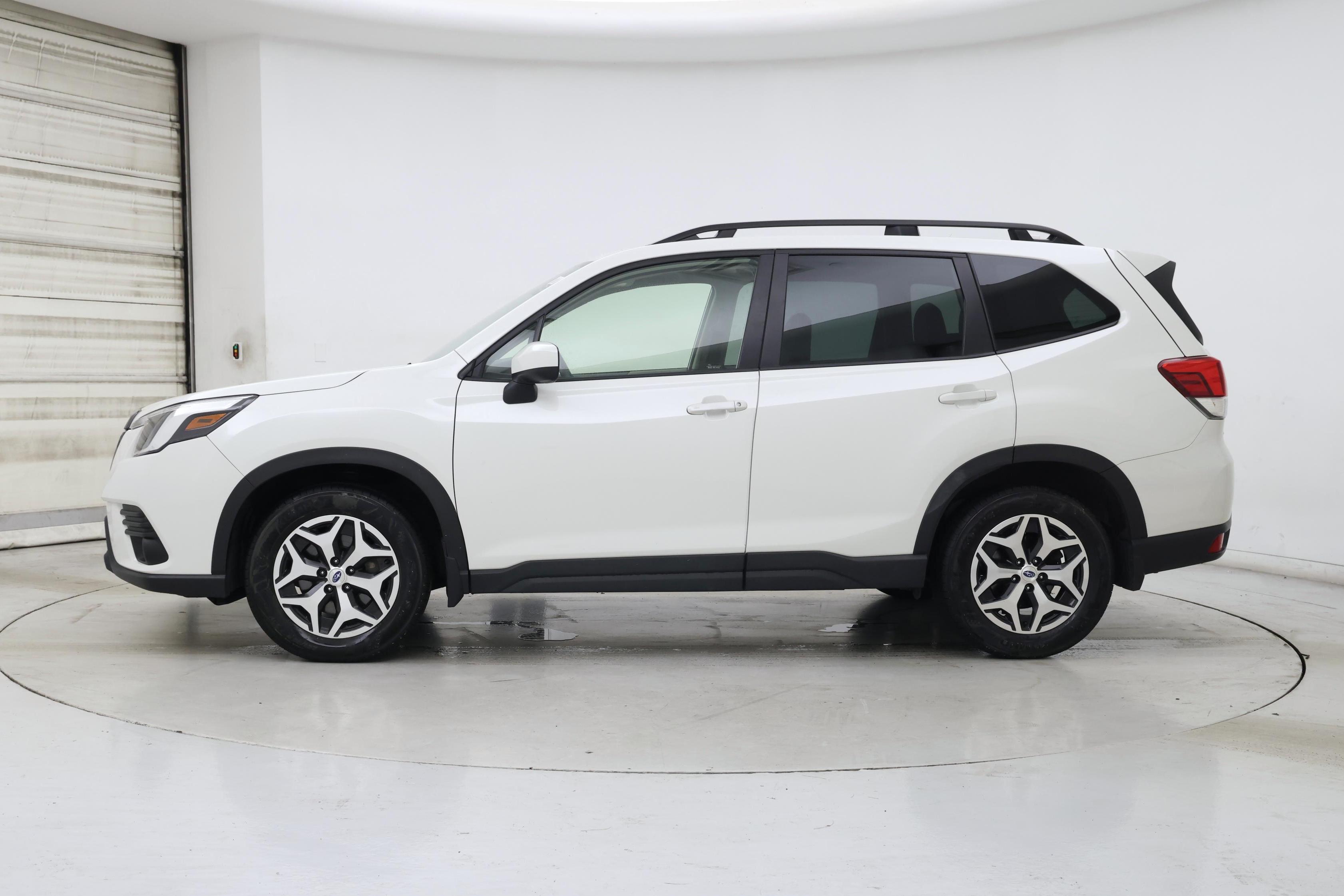 Thumbnail: 2023 Subaru Forester - 3