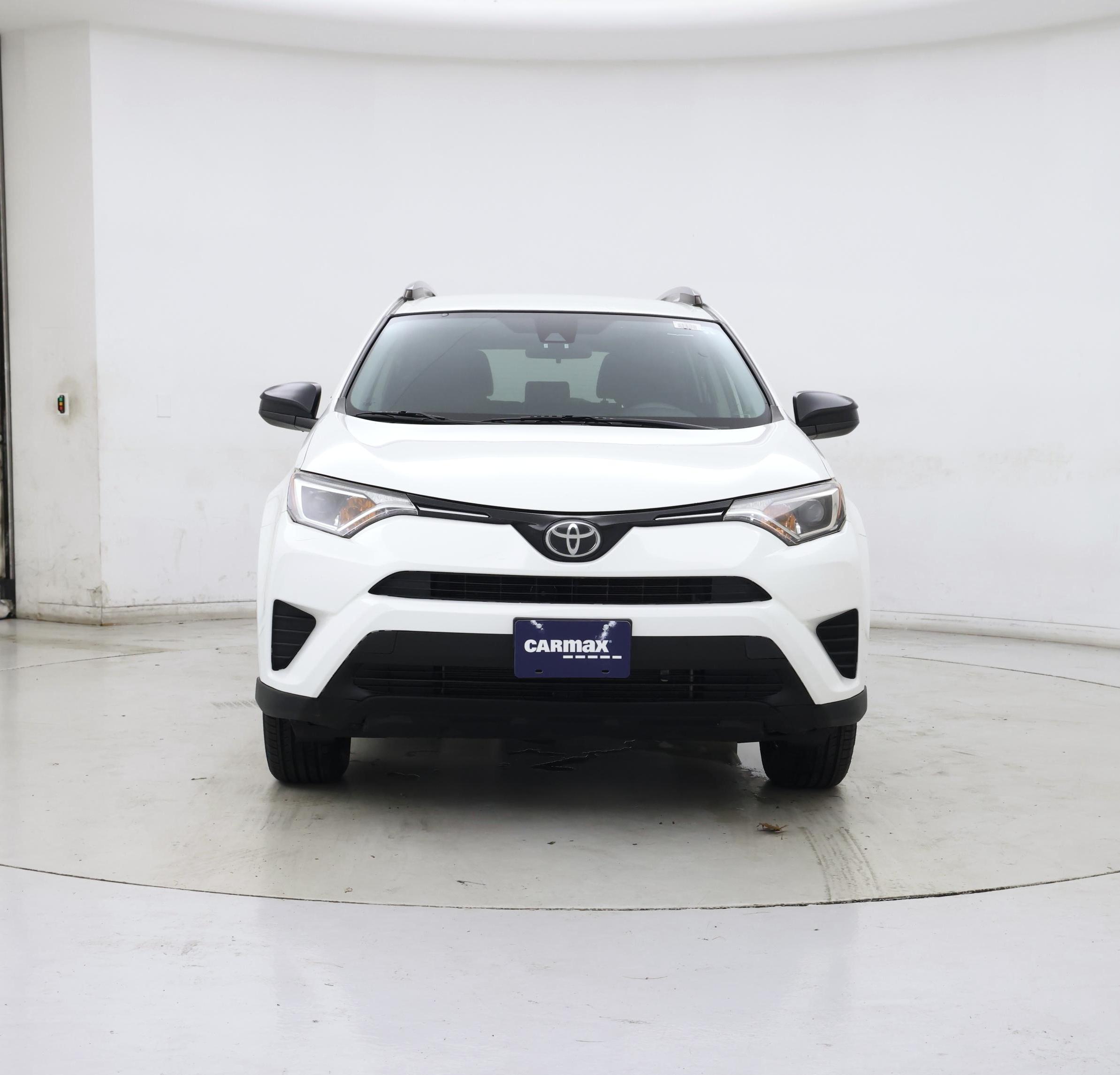 Thumbnail: 2018 Toyota RAV4 - 5