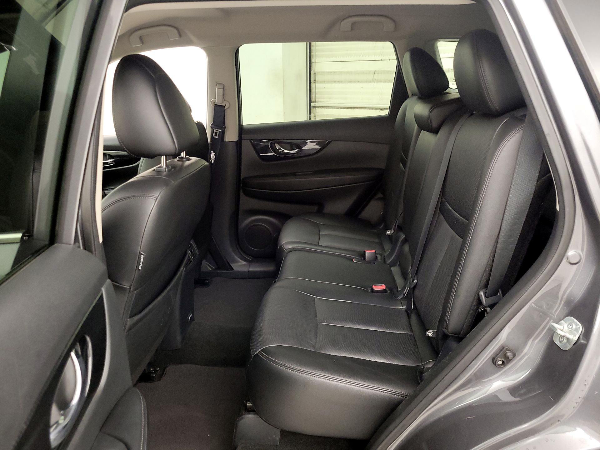 Thumbnail: 2018 Nissan Rogue - 20