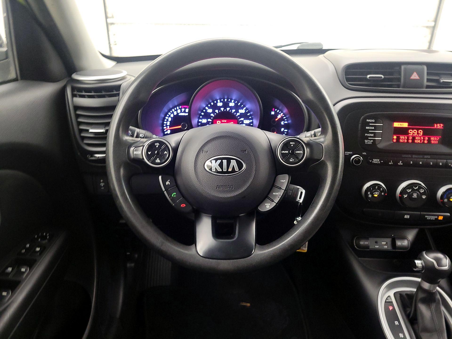 Thumbnail: 2015 Kia Soul - 10