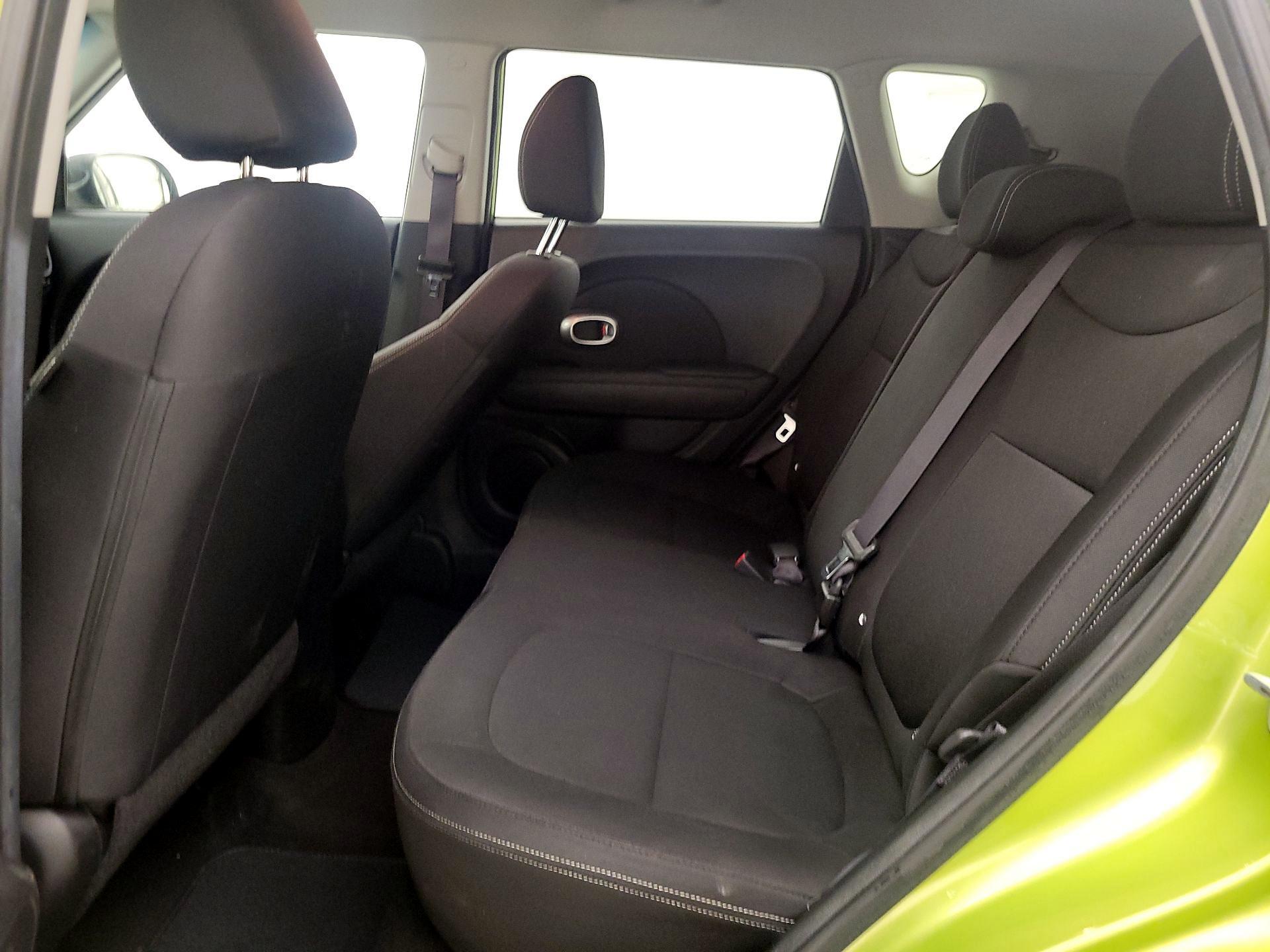 Thumbnail: 2015 Kia Soul - 18