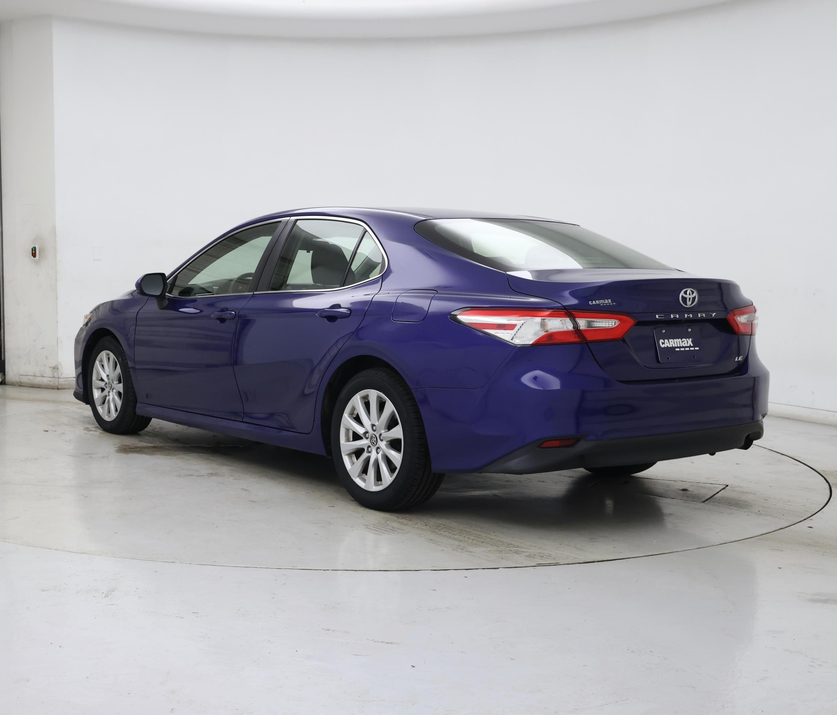 Thumbnail: 2018 Toyota Camry - 2