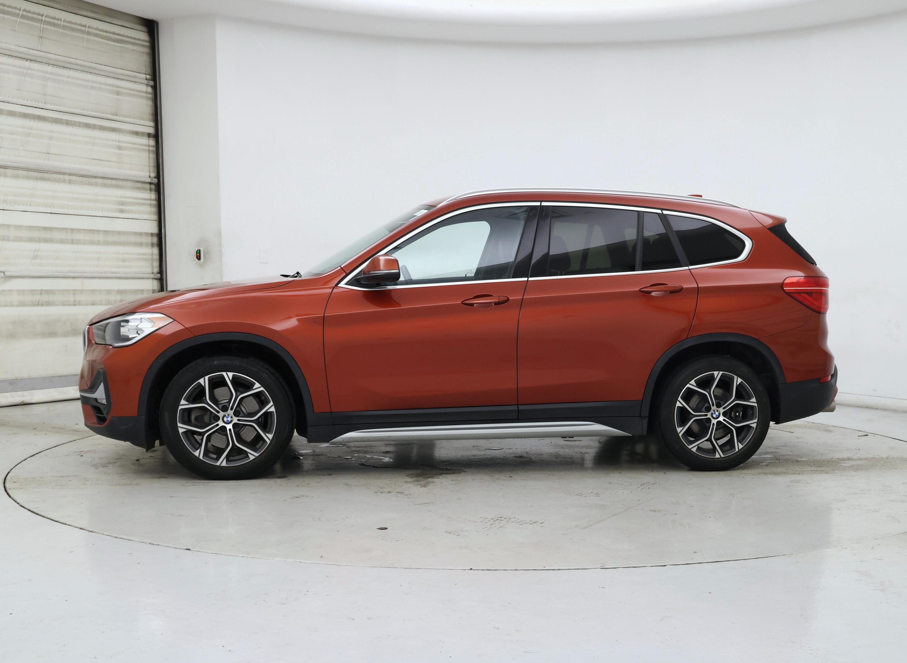 Thumbnail: 2020 BMW X1 - 3