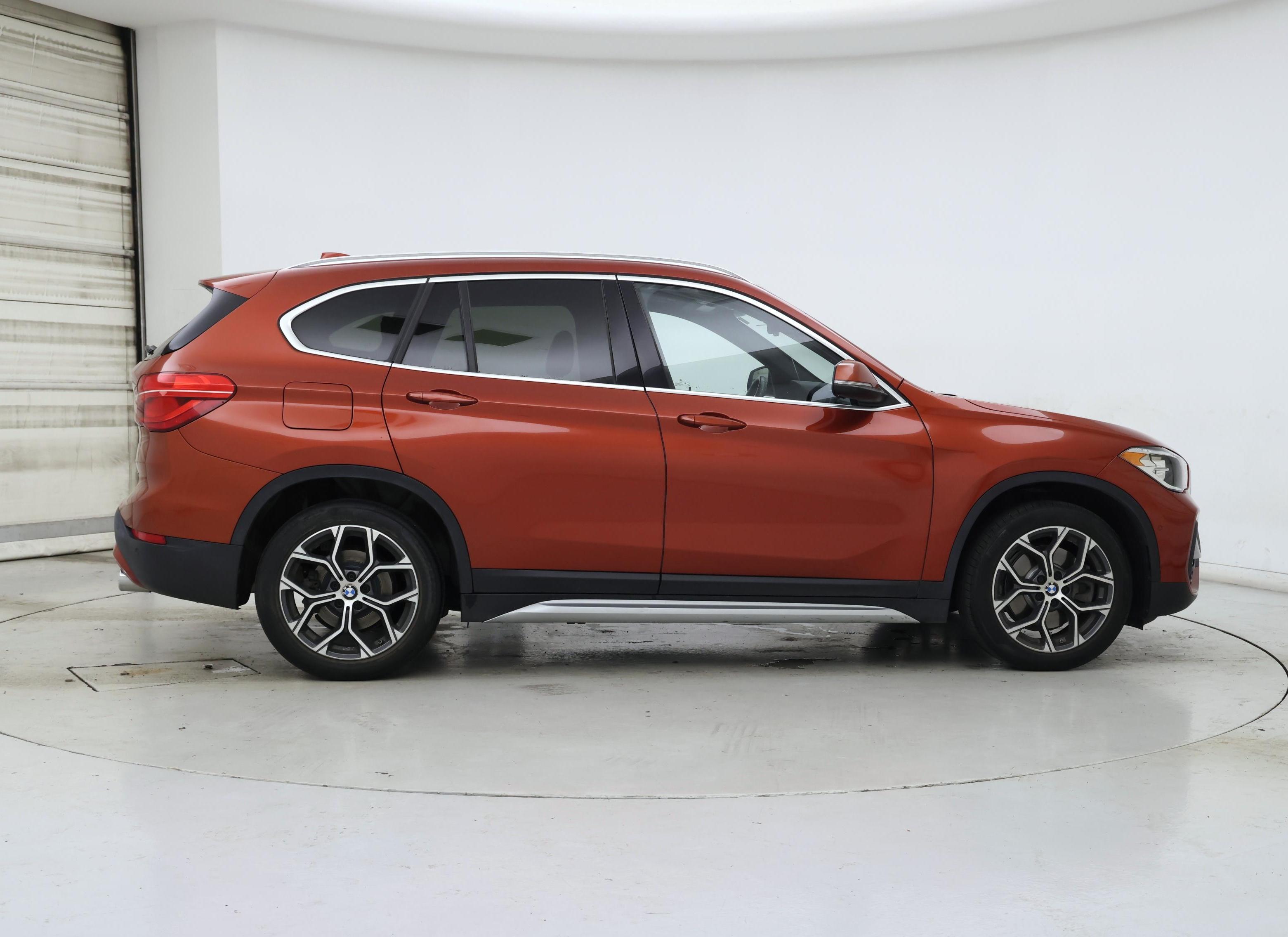Thumbnail: 2020 BMW X1 - 7