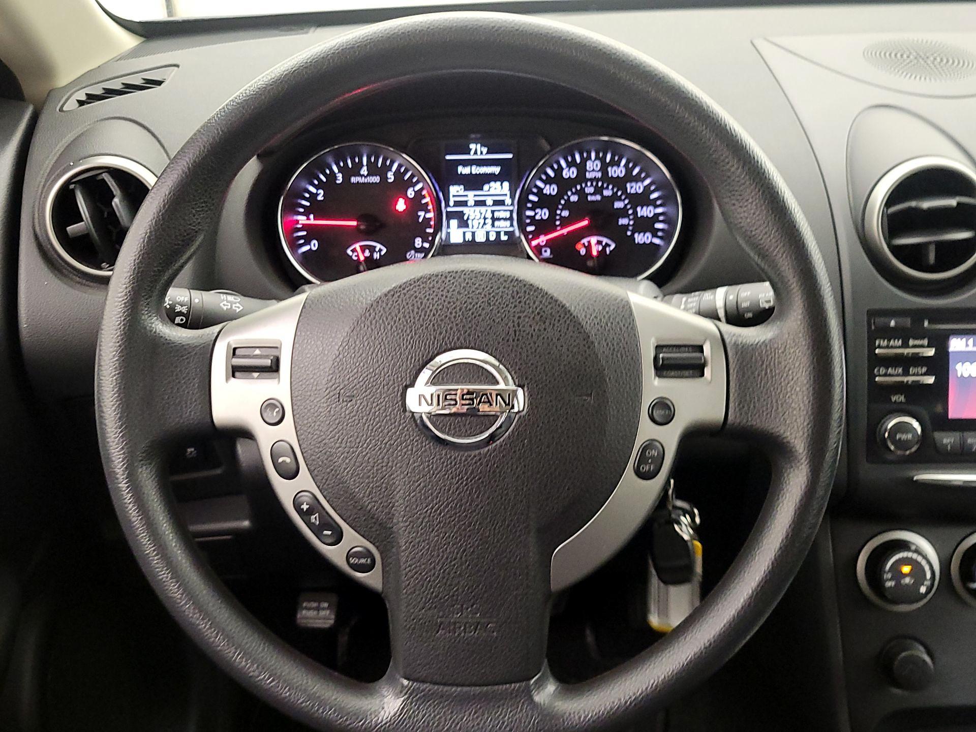 Thumbnail: 2014 Nissan Rogue - 10