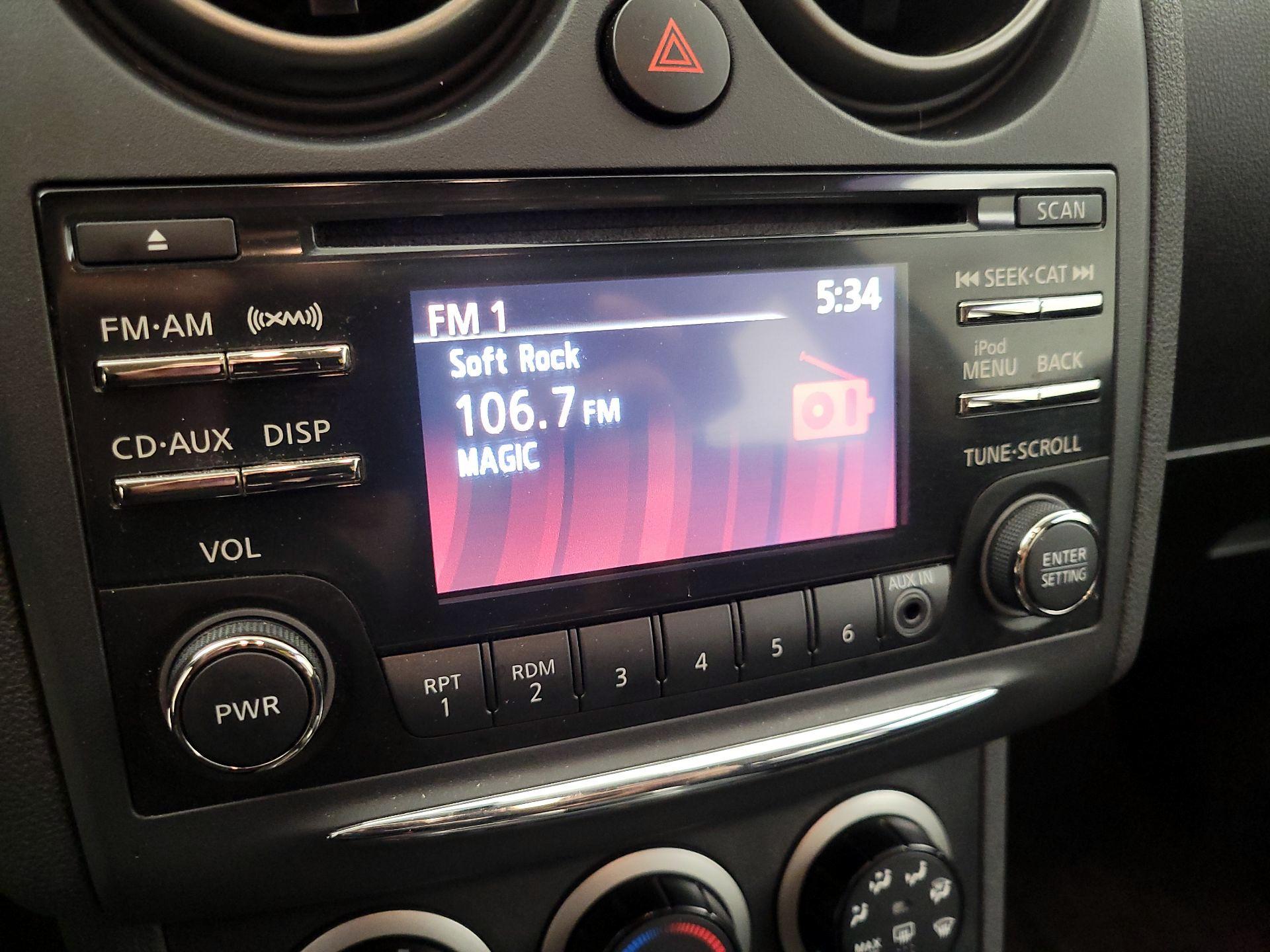 Thumbnail: 2014 Nissan Rogue - 15