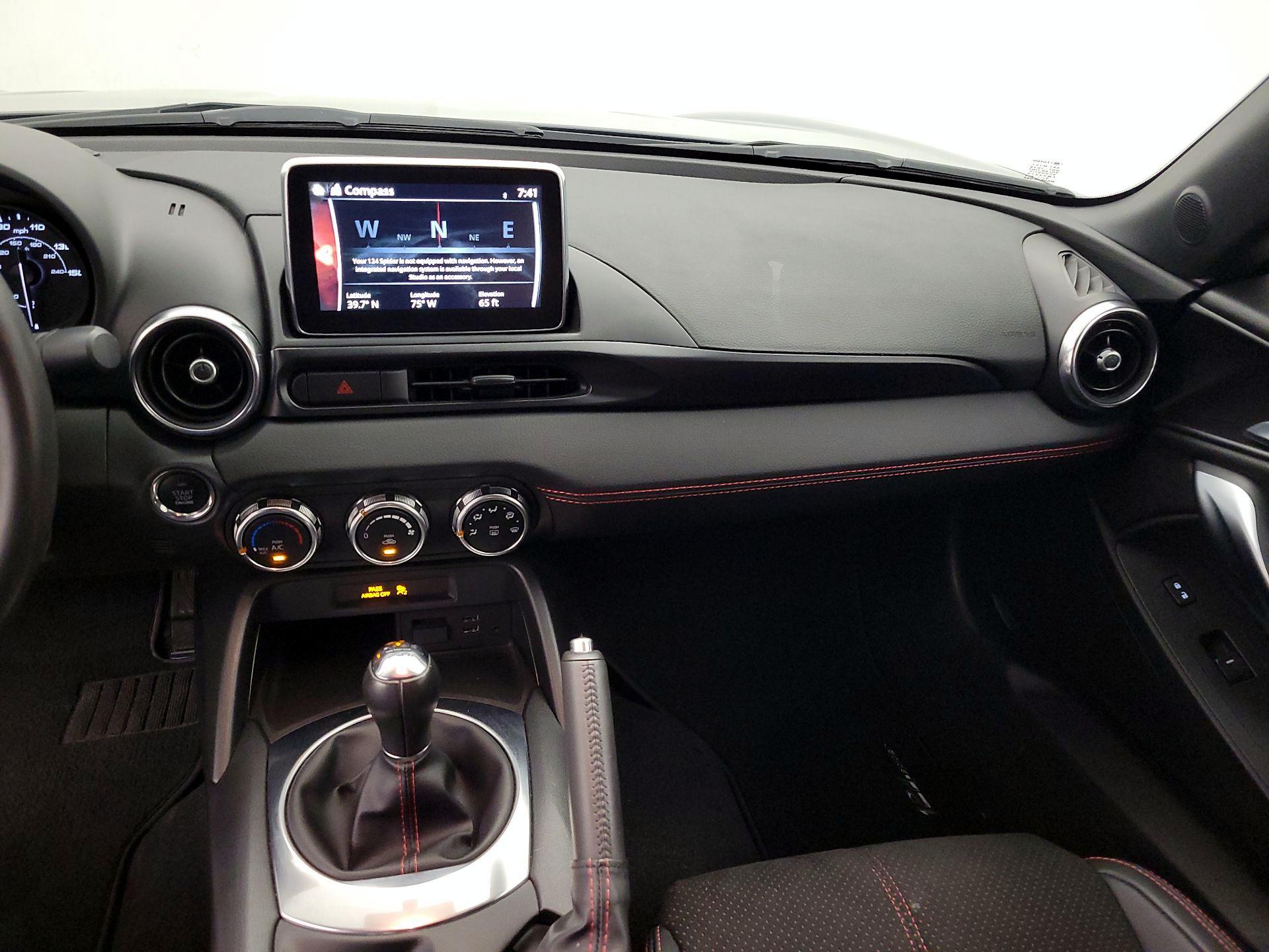 Thumbnail: 2020 Fiat 124 Spider - 9