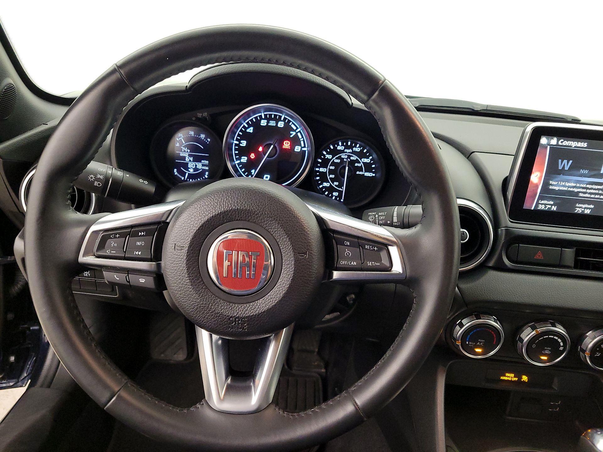 Thumbnail: 2020 Fiat 124 Spider - 10