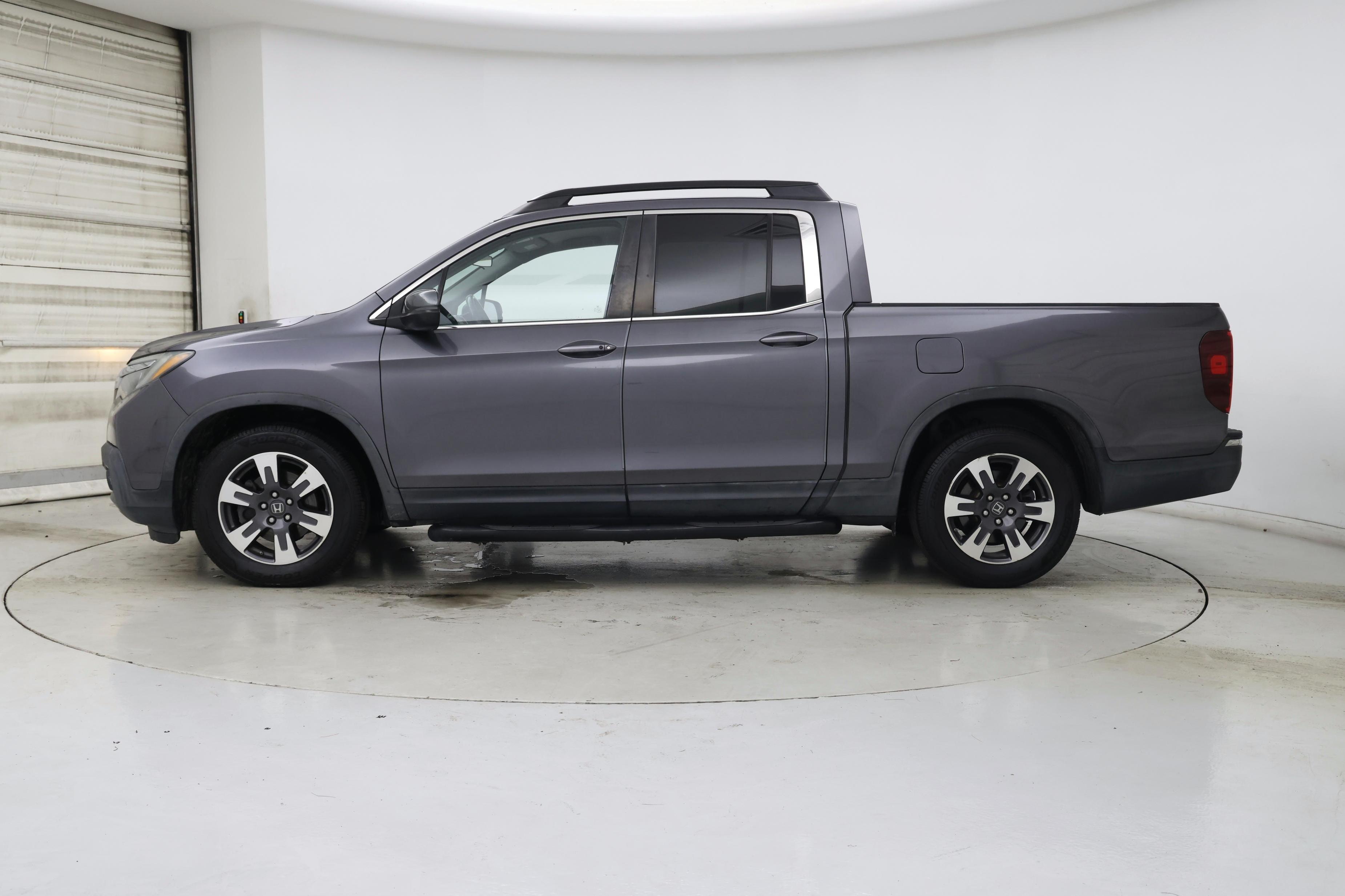 Thumbnail: 2018 Honda Ridgeline - 3