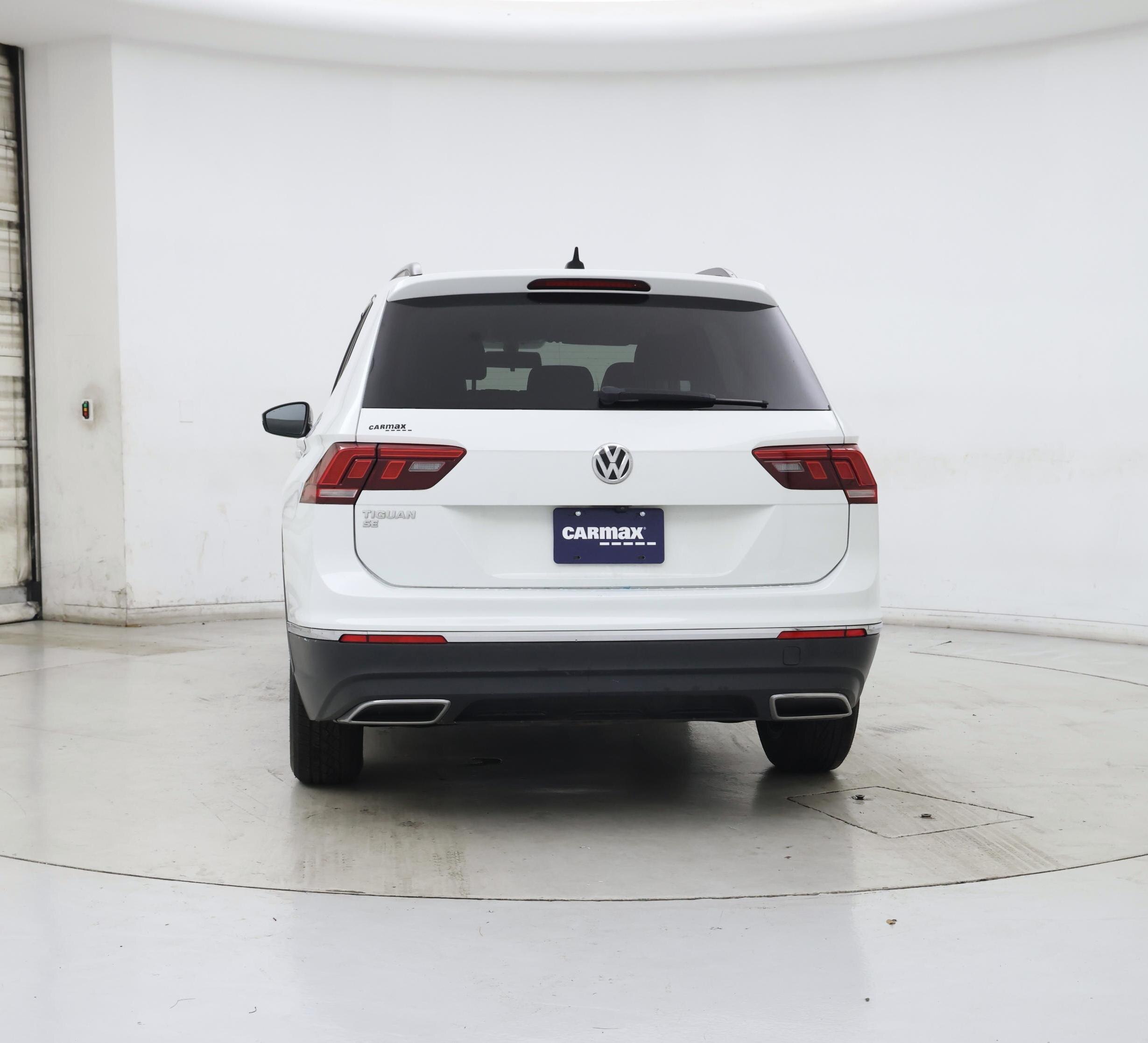 Thumbnail: 2020 Volkswagen Tiguan - 6