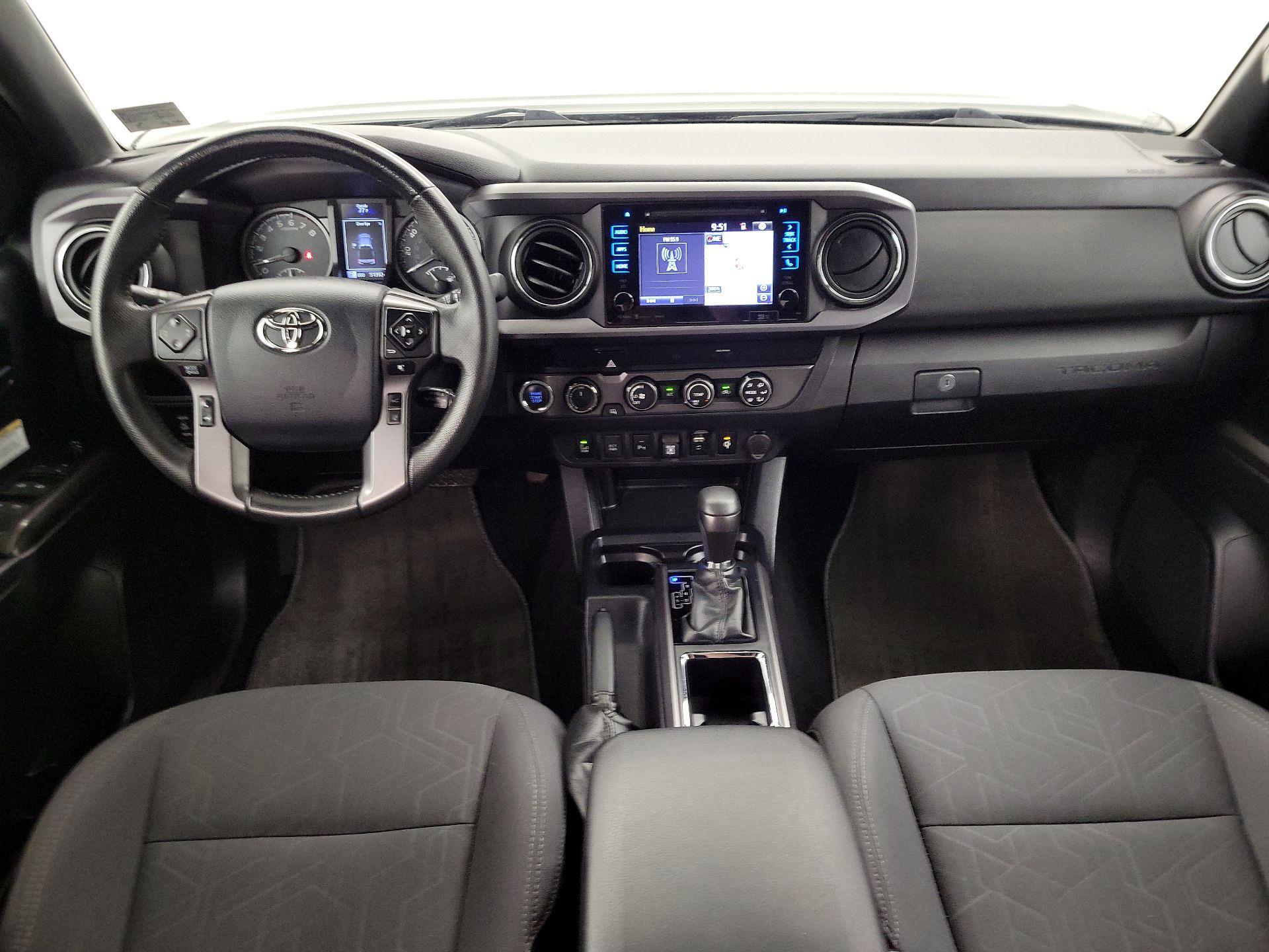 Thumbnail: 2019 Toyota Tacoma - 9