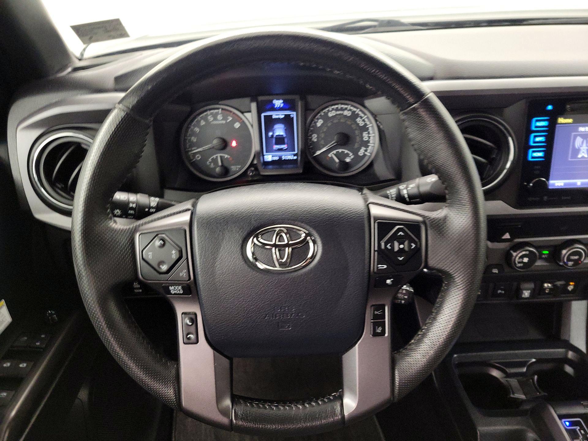 Thumbnail: 2019 Toyota Tacoma - 10