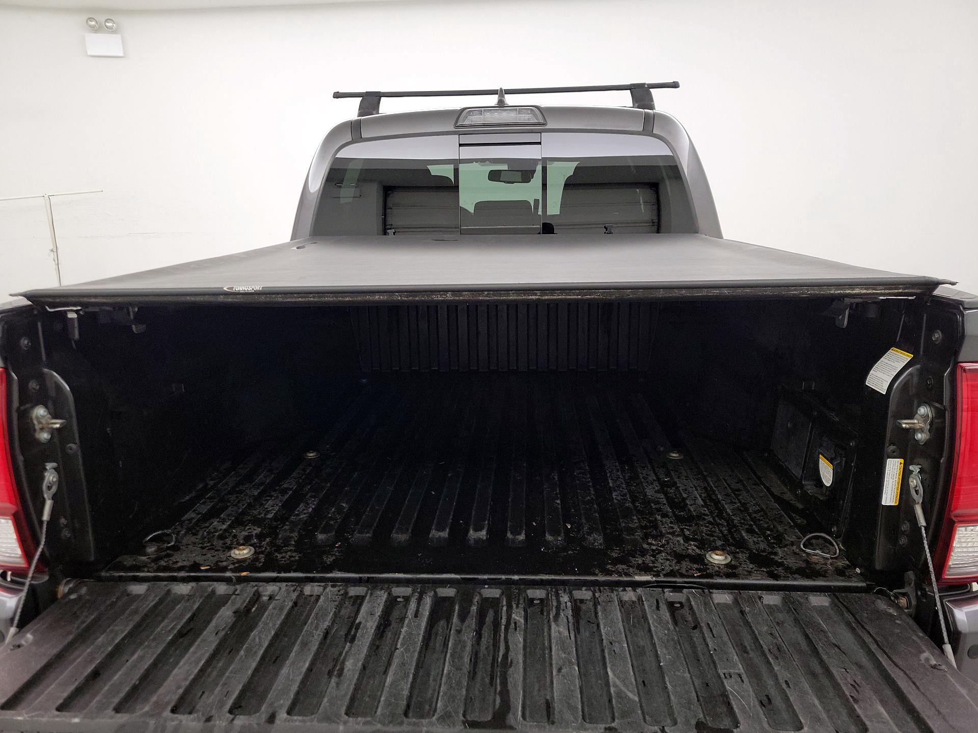 Thumbnail: 2019 Toyota Tacoma - 20