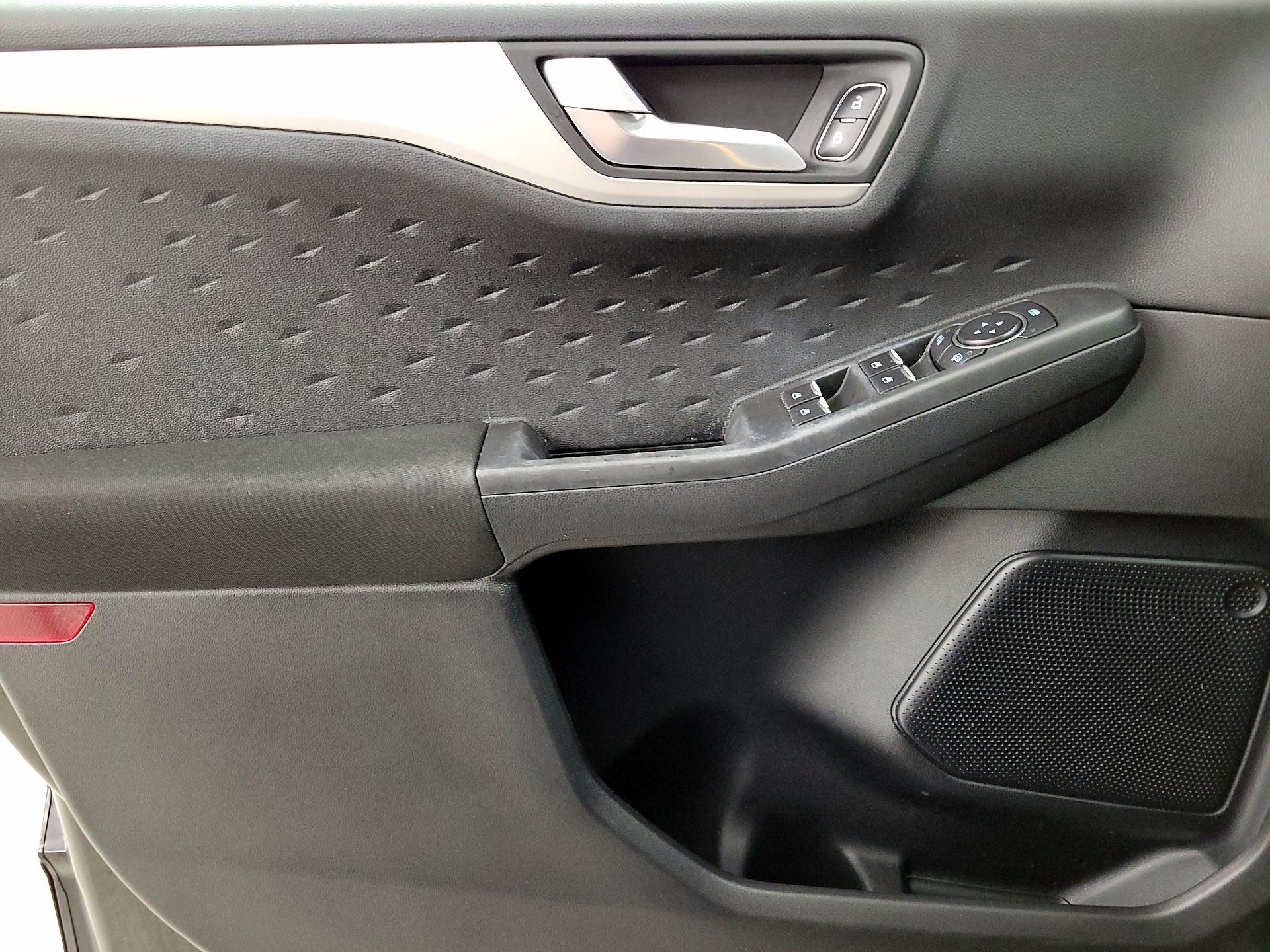 Thumbnail: 2020 Ford Escape - 12