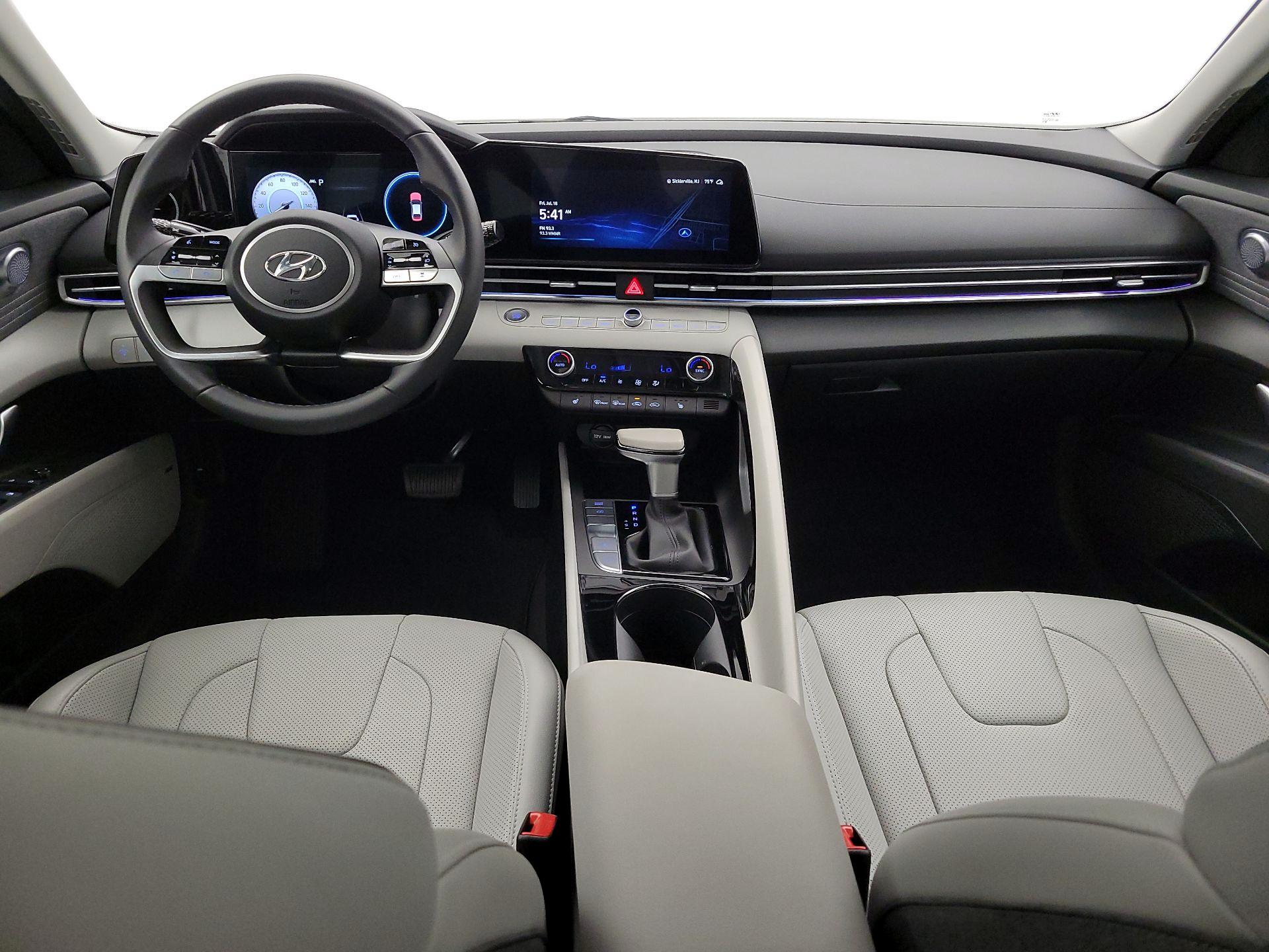 Thumbnail: 2023 Hyundai Elantra - 9