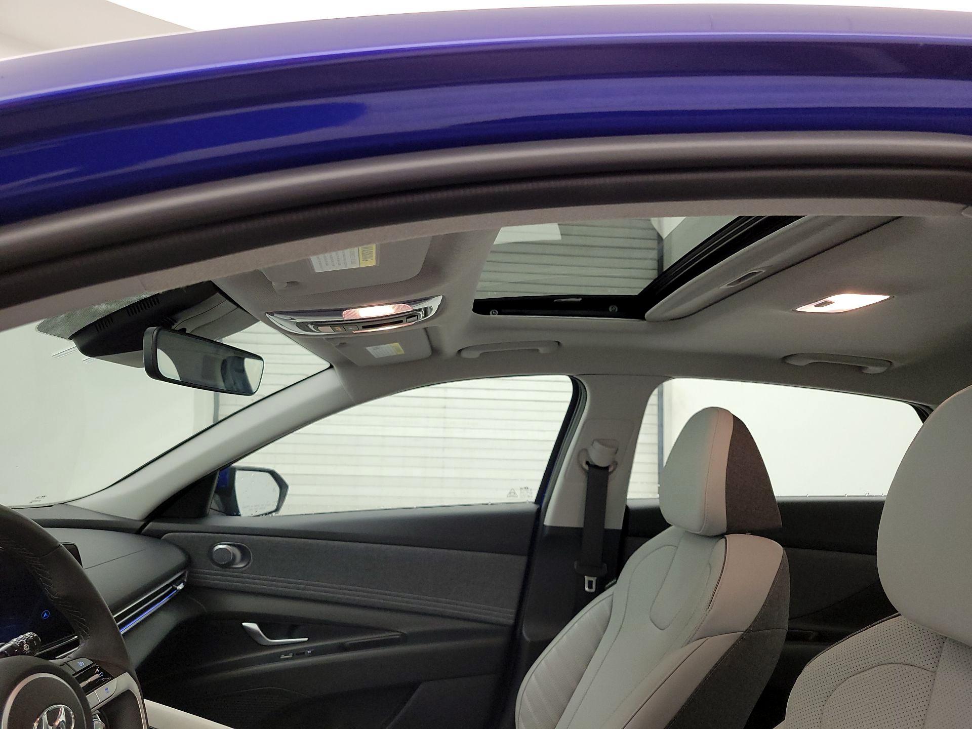 Thumbnail: 2023 Hyundai Elantra - 20